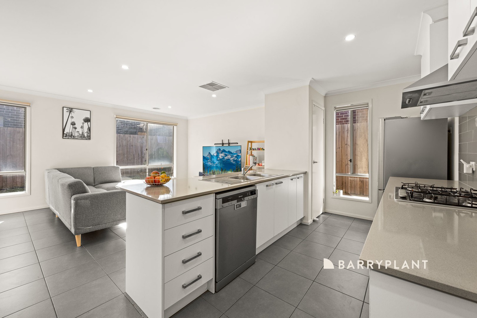 184 Alisma Boulevard, Cranbourne North, VIC 3977, Cranbourne North - Thumbnail 4