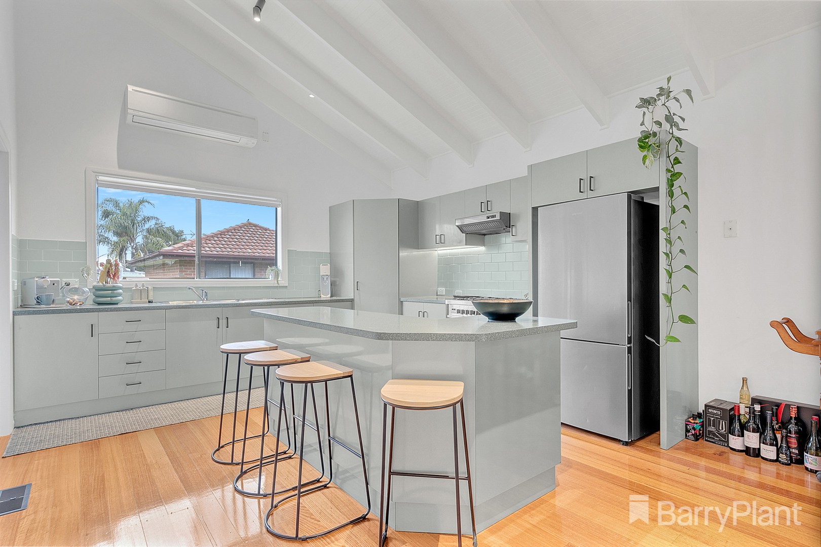 184A Roycroft Avenue, Mill Park, VIC 3082, Mill Park - Thumbnail 5