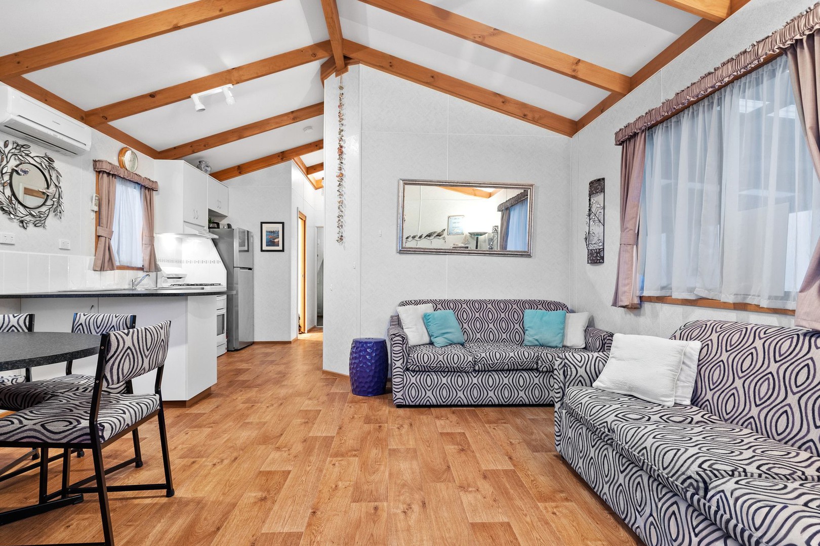 185/131 Nepean Highway, Dromana, VIC 3936 - Thumbnail 2 - 01/12/2025