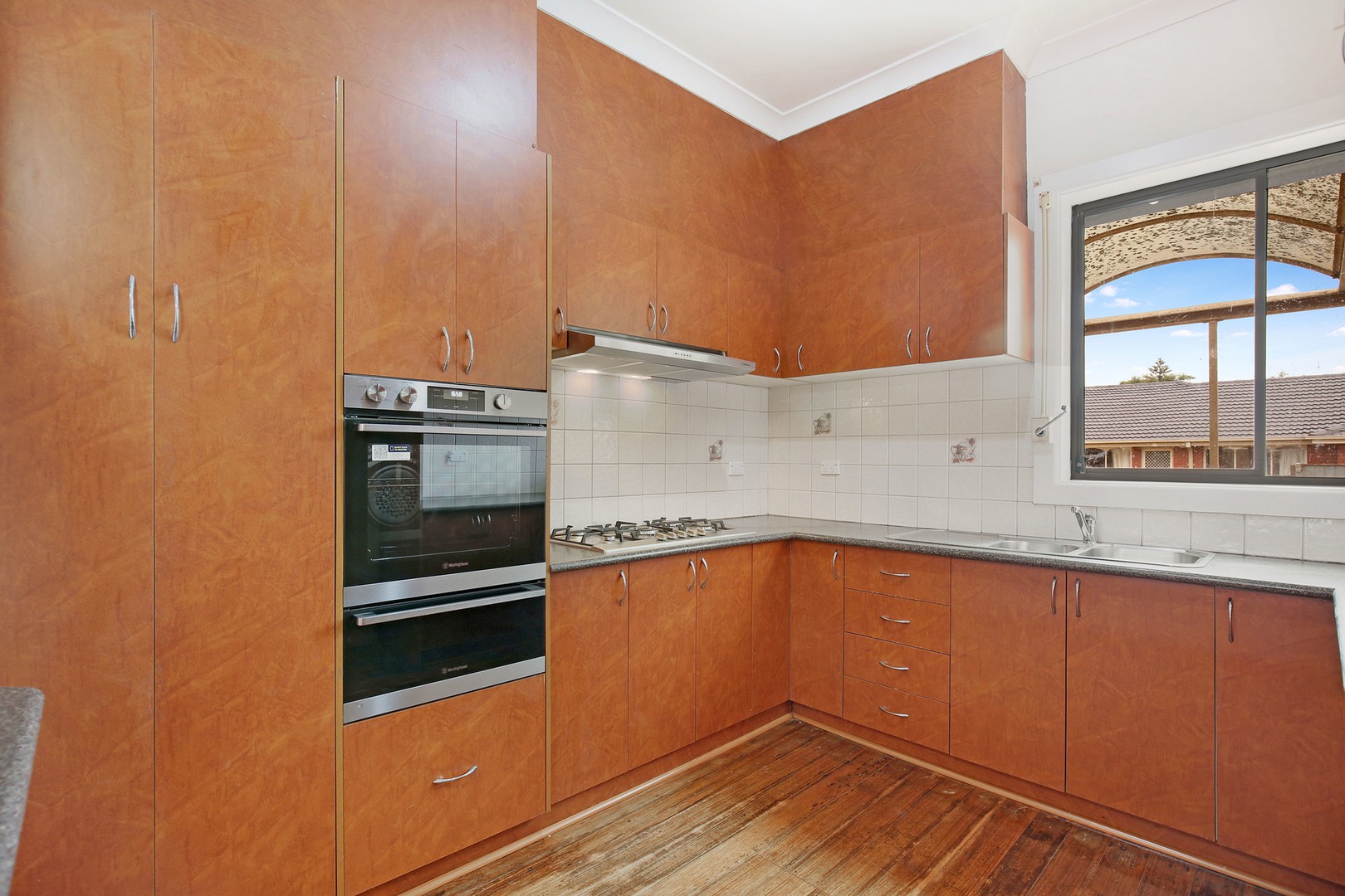 185 Bell Street, Preston, VIC 3072 - Thumbnail 2 - 07/11/2022