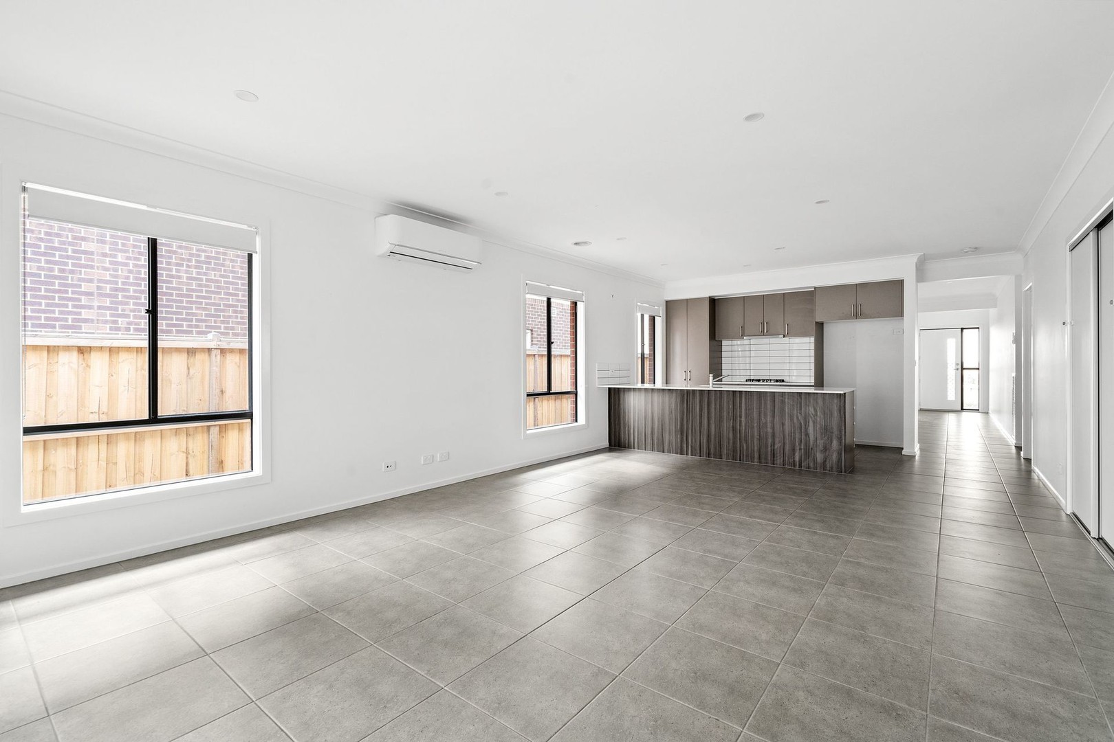 185 Saint Arnaud Road, Eynesbury, VIC 3338 - Thumbnail 2 - 22/05/2023