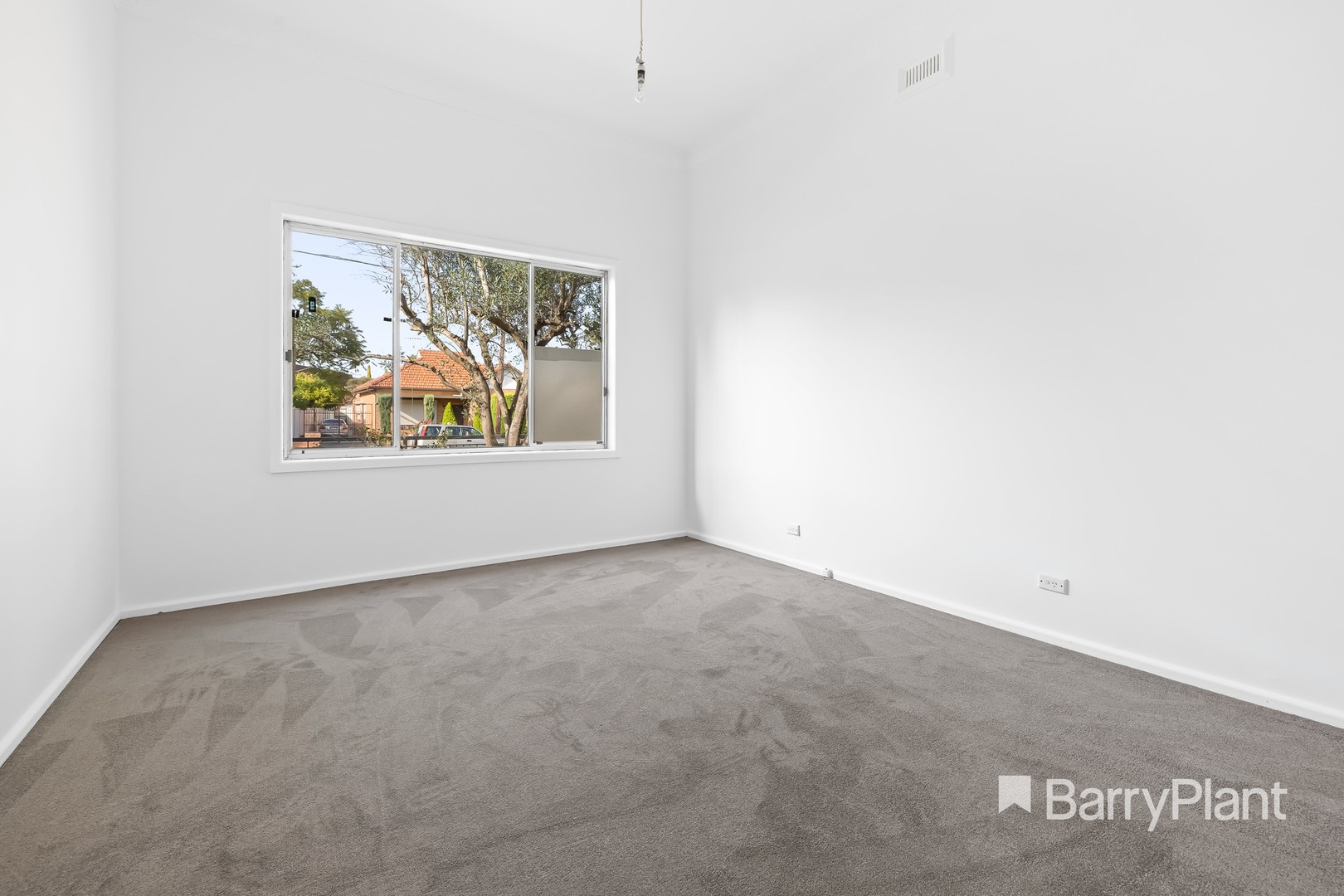 186 Murray Road, Preston, VIC 3072 - Thumbnail 2 - 05/12/2022