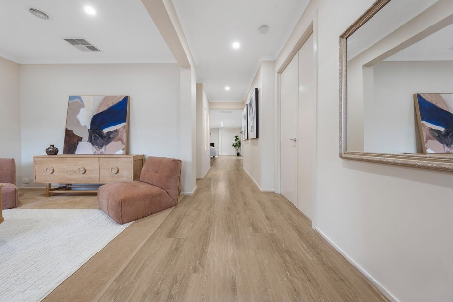 187 Central Park Avenue, Craigieburn, VIC 3064, Craigieburn - Thumbnail 2