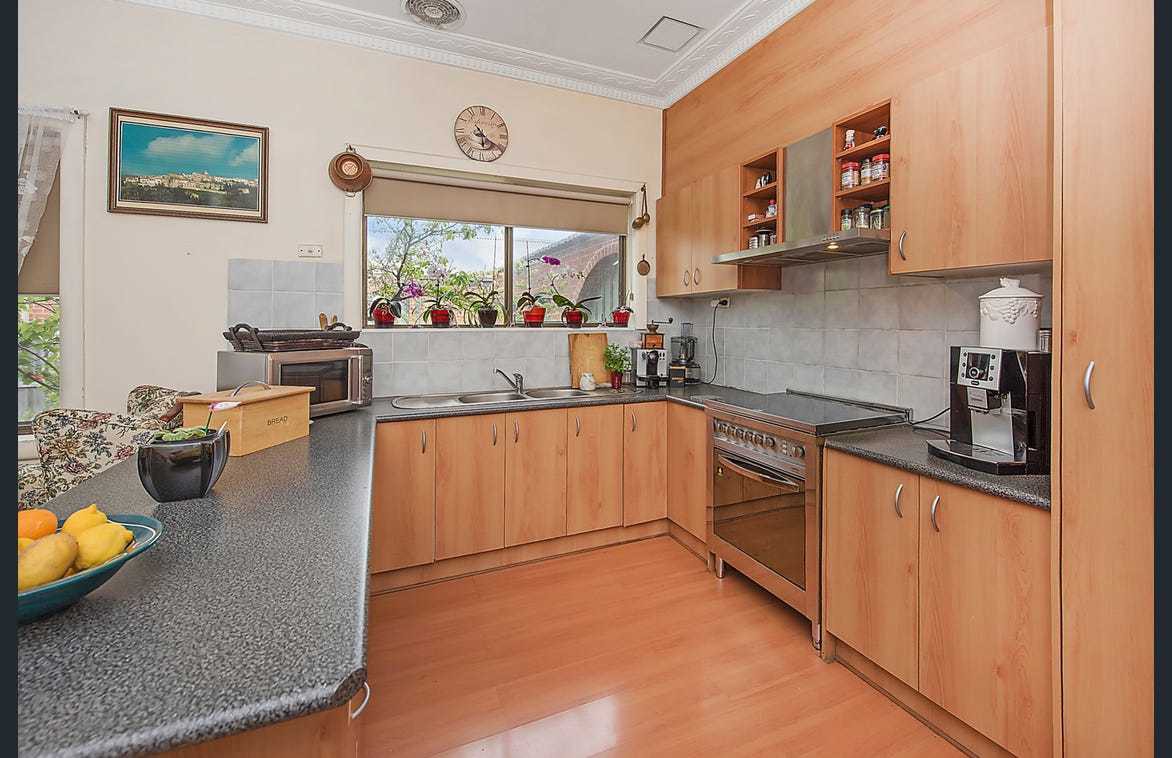 187 Smith Street, Thornbury, VIC 3071, Thornbury - Thumbnail 2