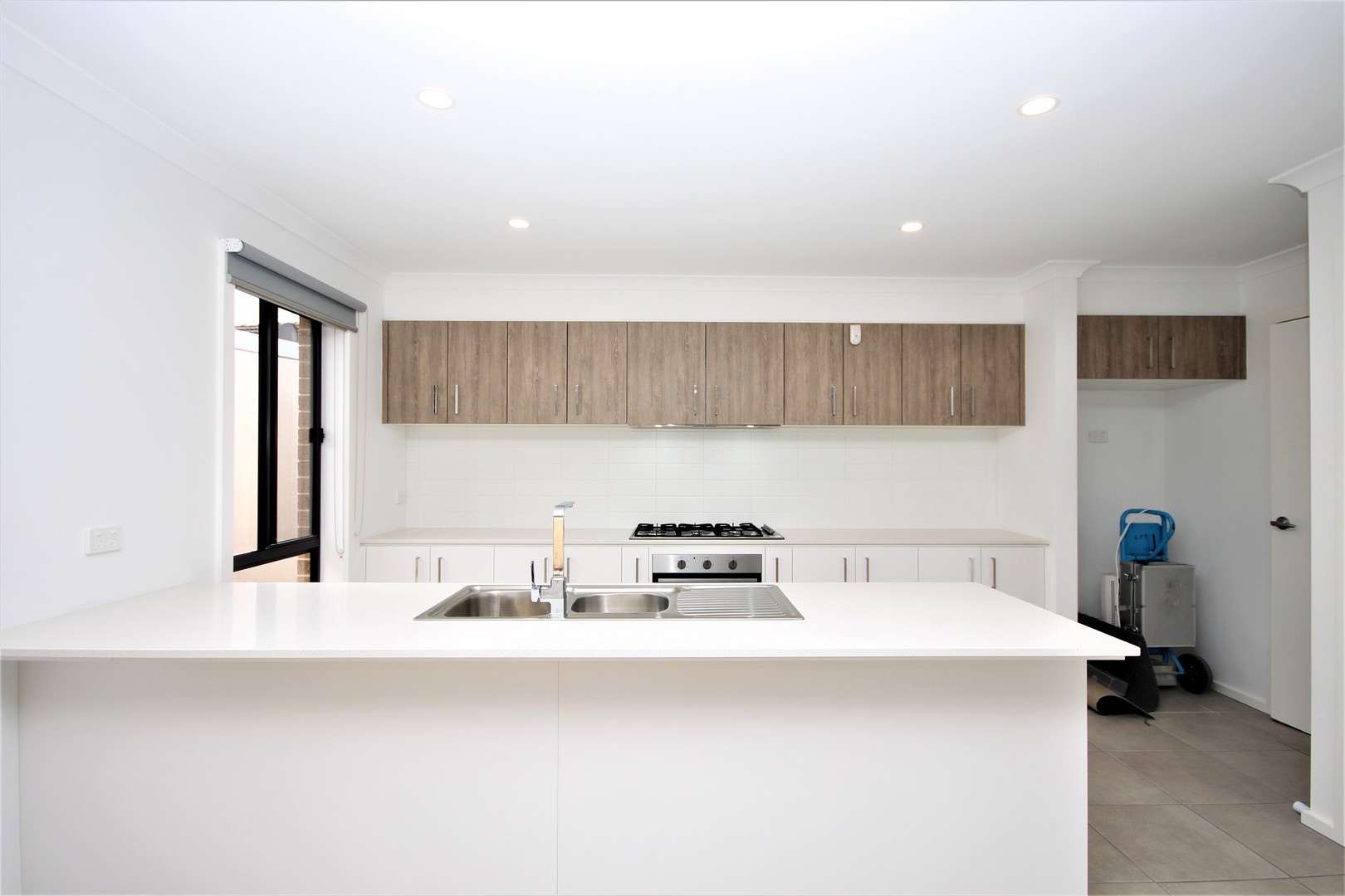 187A & B Carr  Street, Thomson, VIC 3219, Thomson - Thumbnail 2
