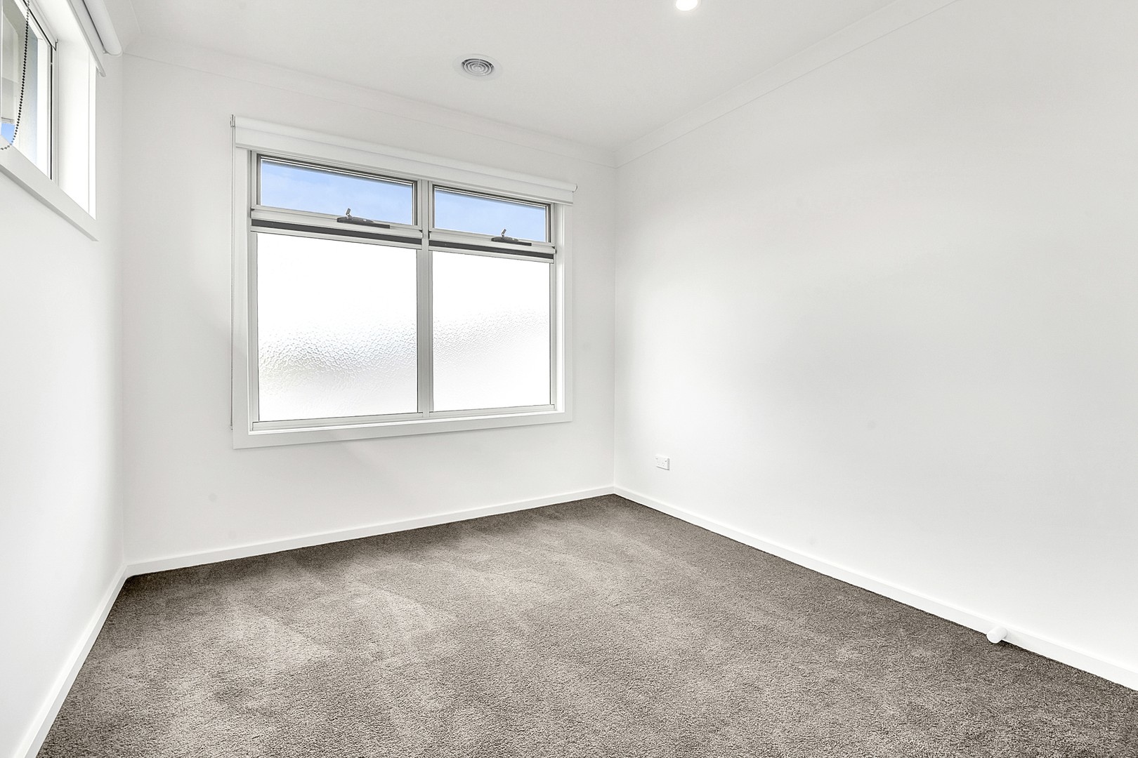 188 Highlander Drive, Craigieburn, VIC 3064, Craigieburn - Thumbnail 4