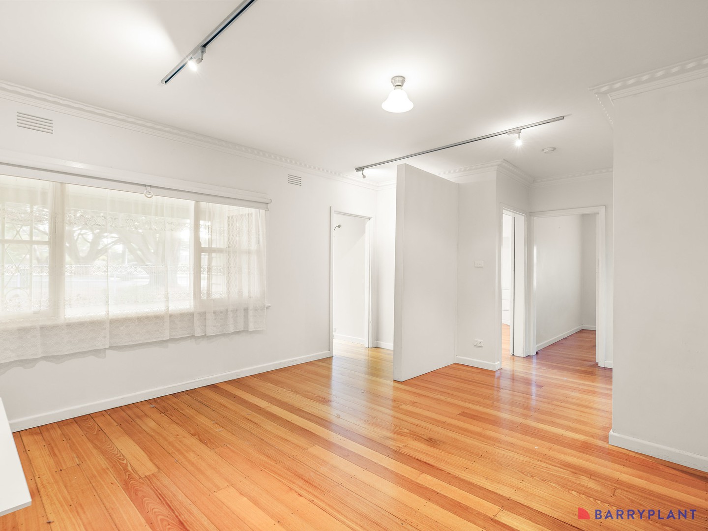 189 Thompson Avenue, Cowes, VIC 3922 - Thumbnail 2 - 08/05/2026