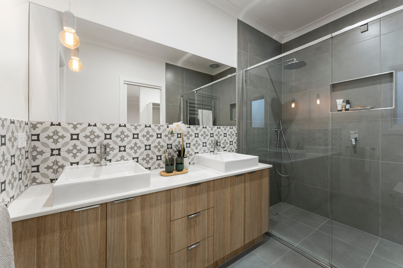 18a Calrossie Avenue, Montmorency, VIC 3094, Montmorency - Thumbnail 8