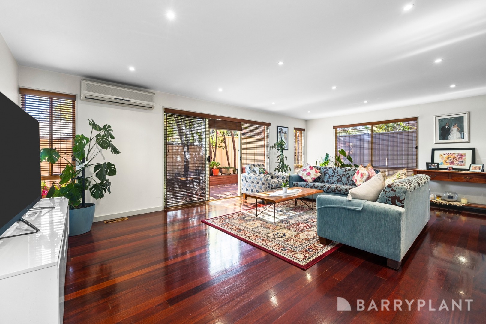 18A Nerissa Grove, Oak Park, VIC 3046, Oak Park - Thumbnail 2