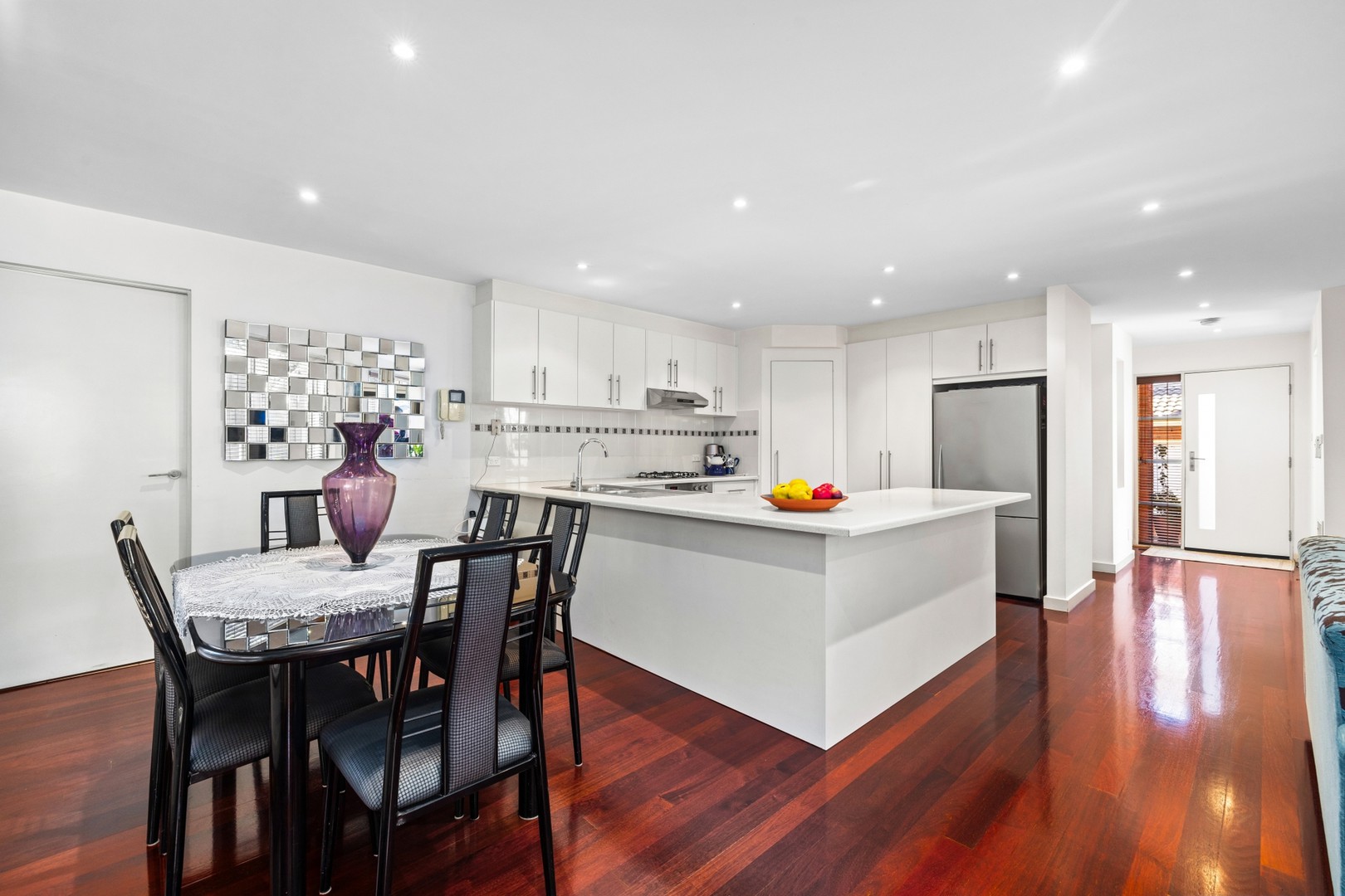 18A Nerissa Grove, Oak Park, VIC 3046, Oak Park - Thumbnail 3