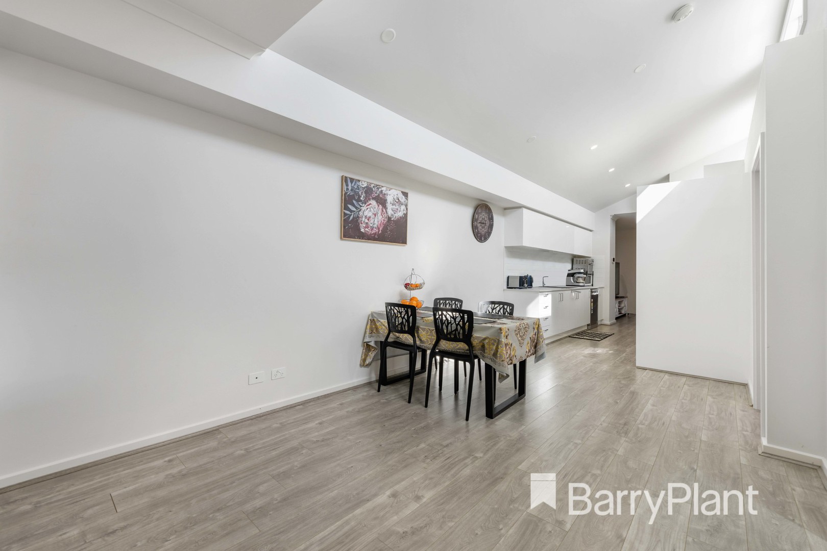 18B Durville Street, Wyndham Vale, VIC 3024, Wyndham Vale - Thumbnail 6