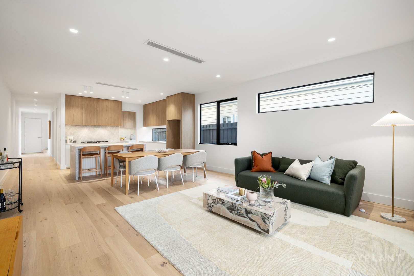 18b Francis Street, Mordialloc, VIC 3195 - Thumbnail 2 - 23/05/2025