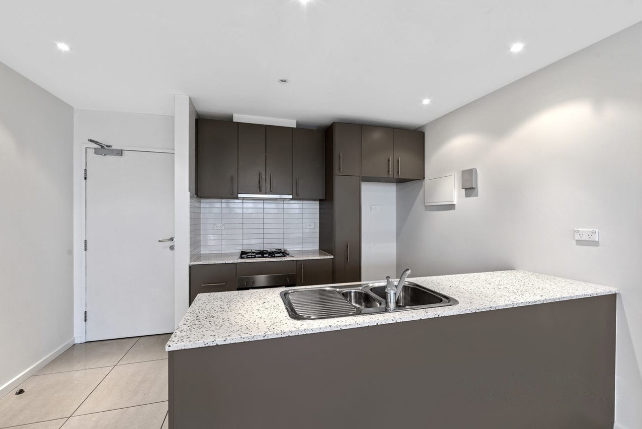 19/32 East Esplanade, St Albans, VIC 3021 - Thumbnail 2 - 19/02/2026