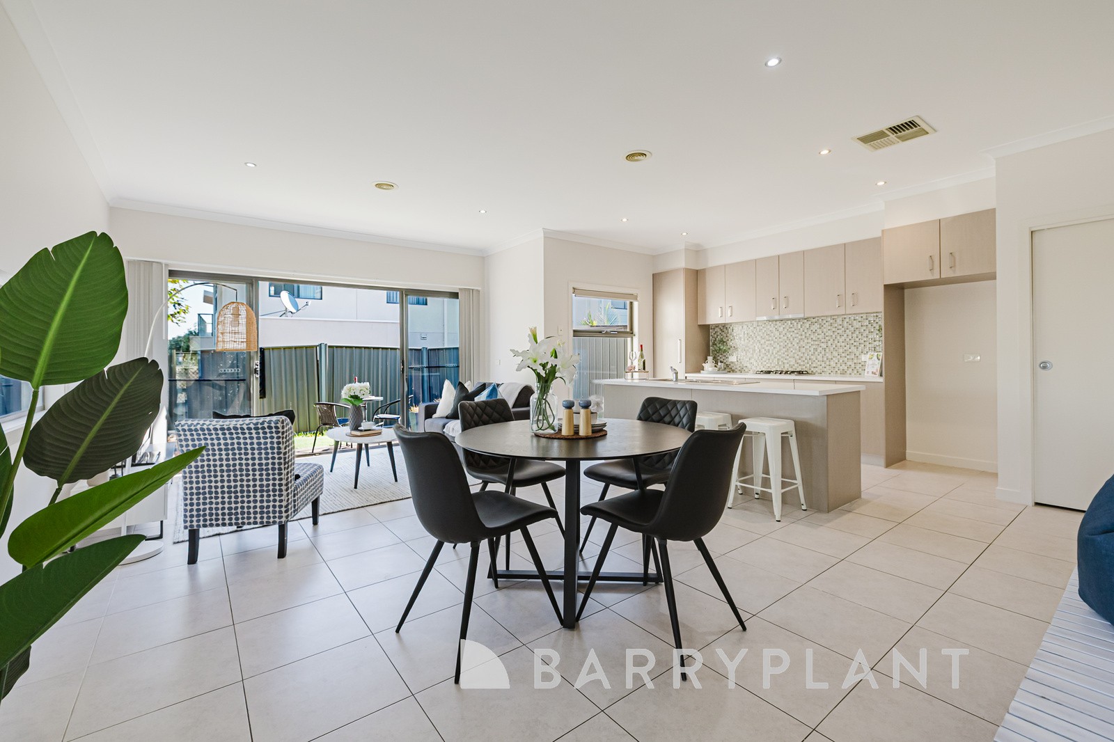19/79 Lancefield Drive, Caroline Springs, VIC 3023, Caroline Springs - Thumbnail 3