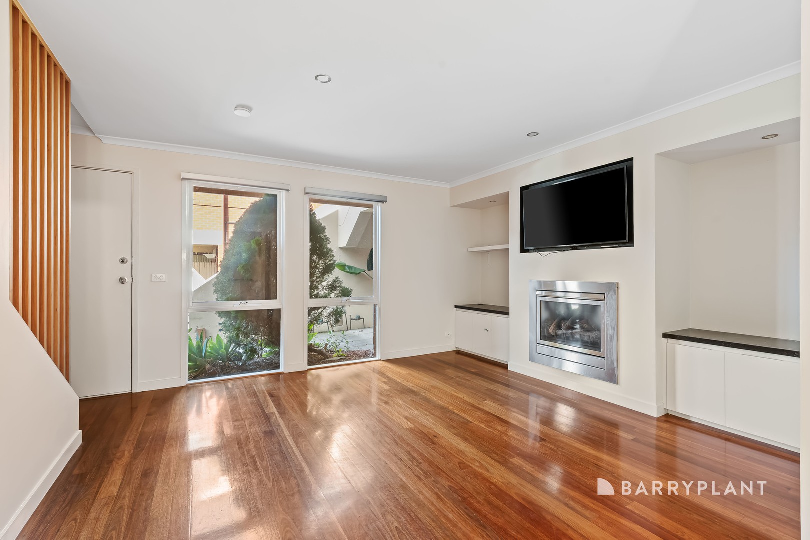 19/8-10 Martin Street Street, Thornbury, VIC 3071 - Thumbnail 1 - 10/09/2026