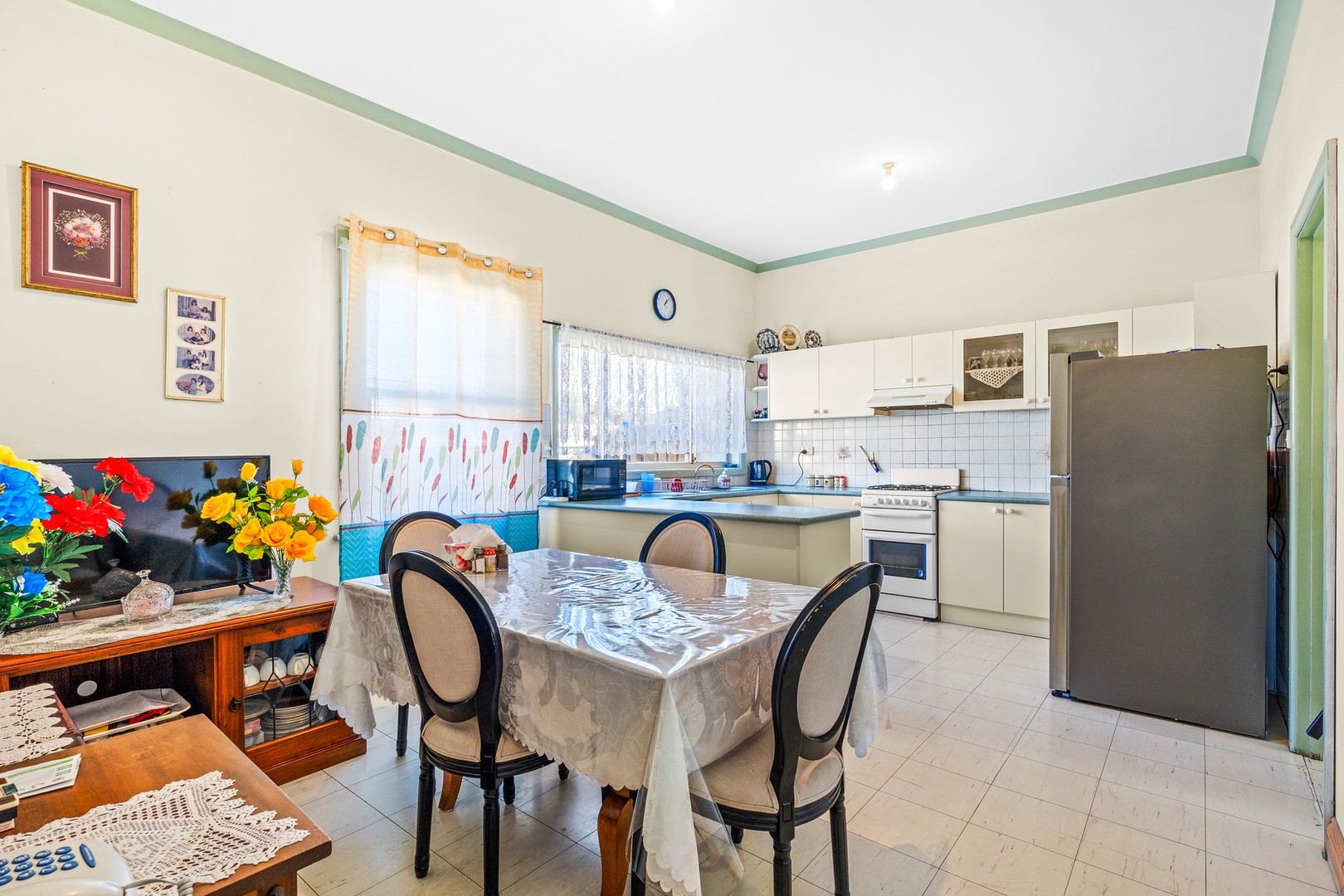 19 Albert Crescent, St Albans, VIC 3021, St Albans - Thumbnail 7