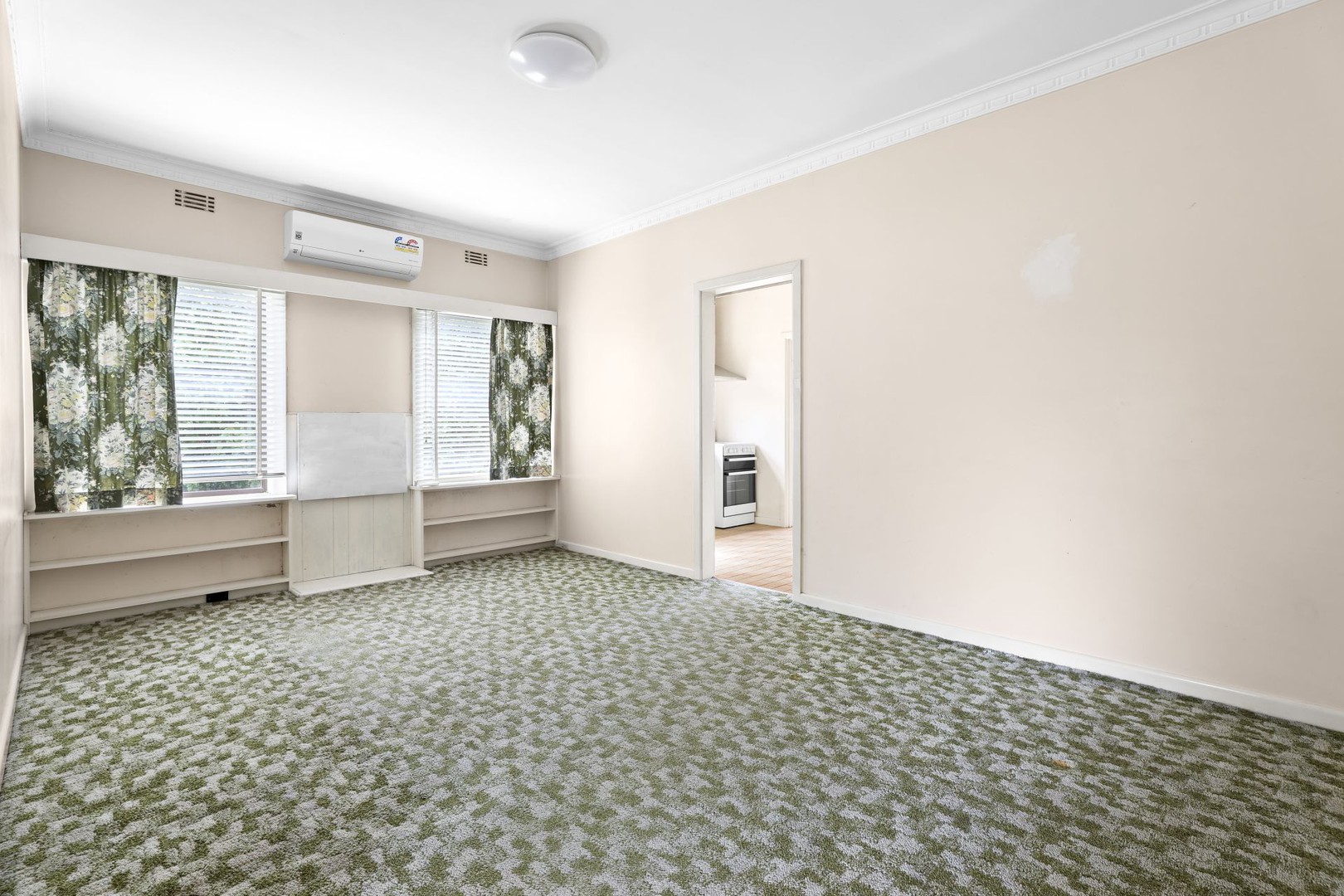 19 Alexander Street, Mitcham, VIC 3132, Mitcham - Thumbnail 4