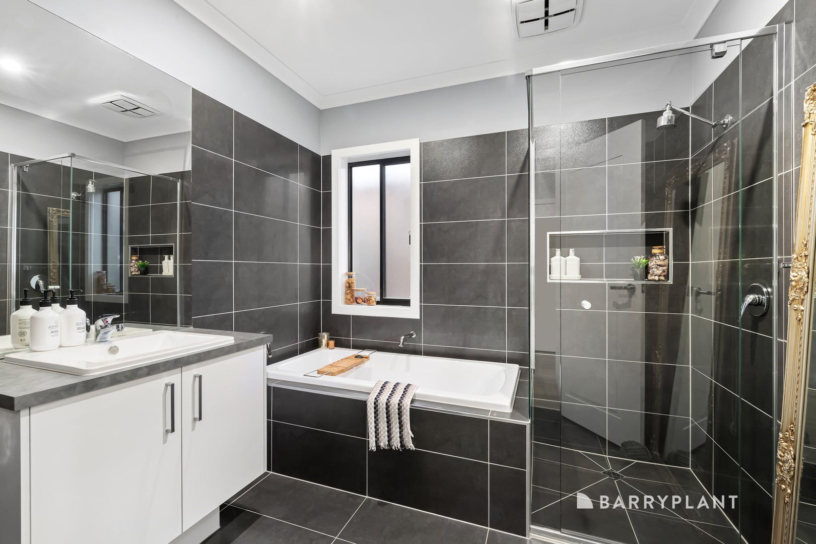 19 Amcury Street, South Morang, VIC 3752, South Morang - Thumbnail 8