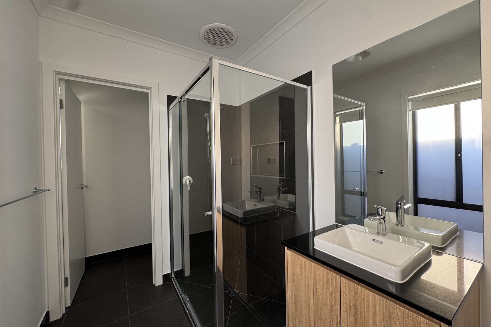 19 Angelica Circuit, Fraser Rise, VIC 3336, Fraser Rise - Thumbnail 5