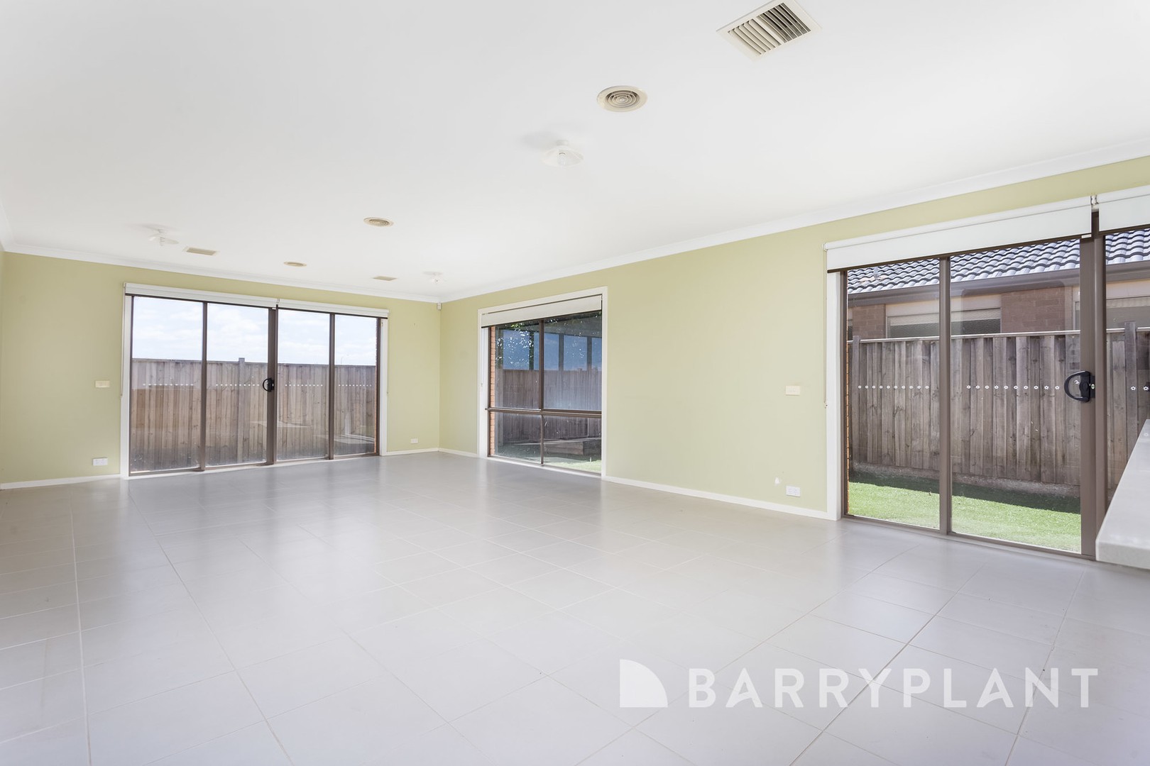 19 Applebox Circuit, Point Cook, VIC 3030, Point Cook - Thumbnail 4