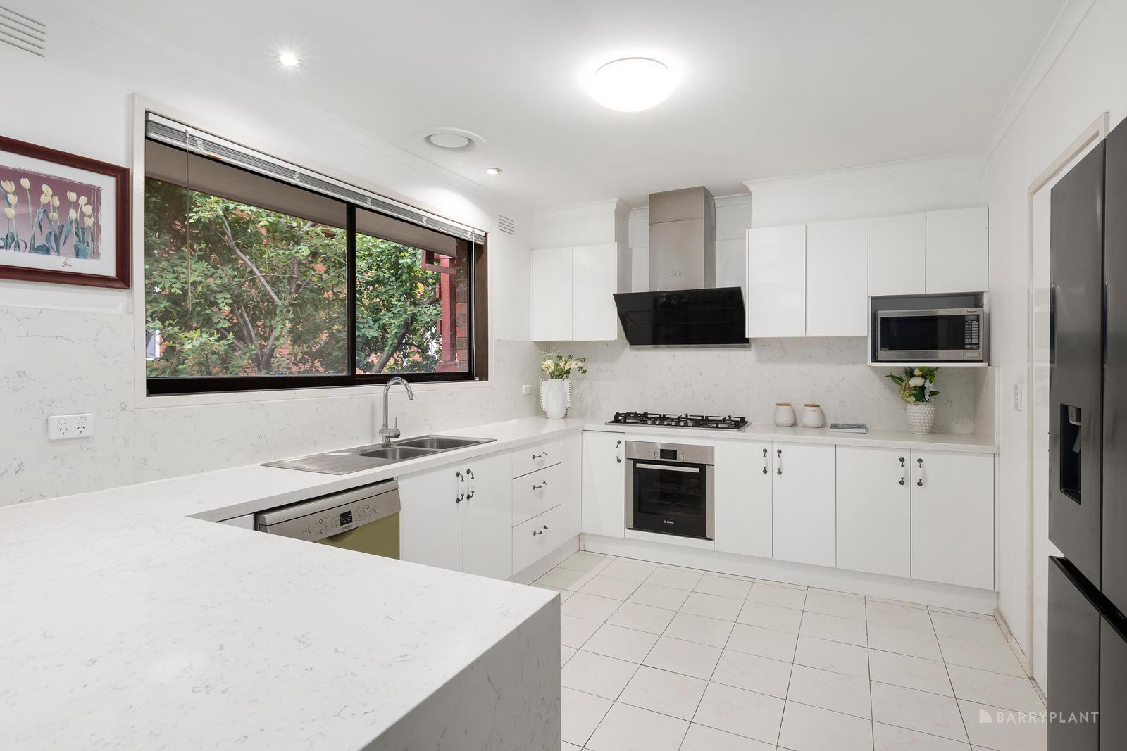 19 Ardgower Court, Templestowe Lower, VIC 3107, Templestowe Lower - Thumbnail 2