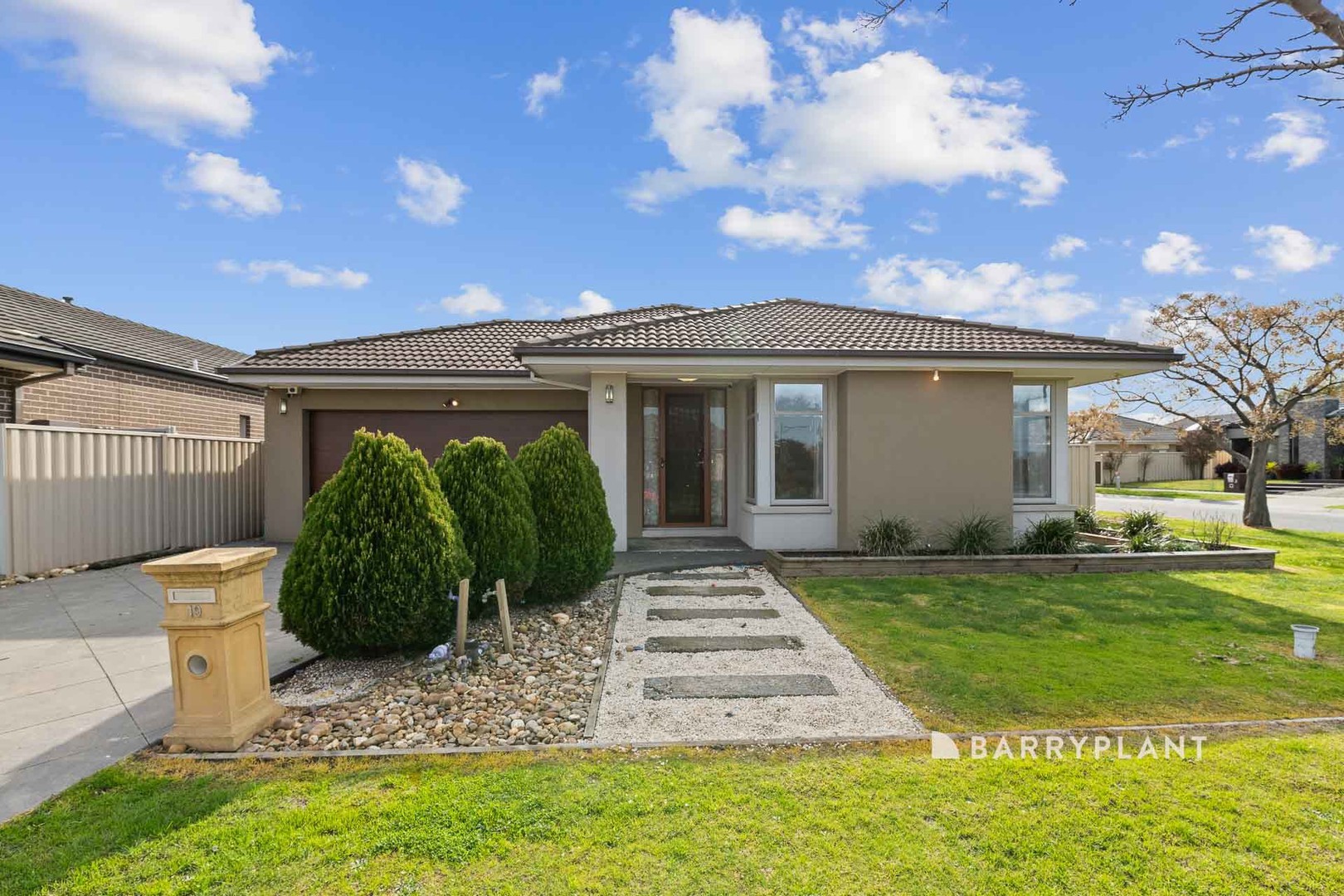 19 Audley Street, Pakenham, VIC 3810, Pakenham - Thumbnail 2