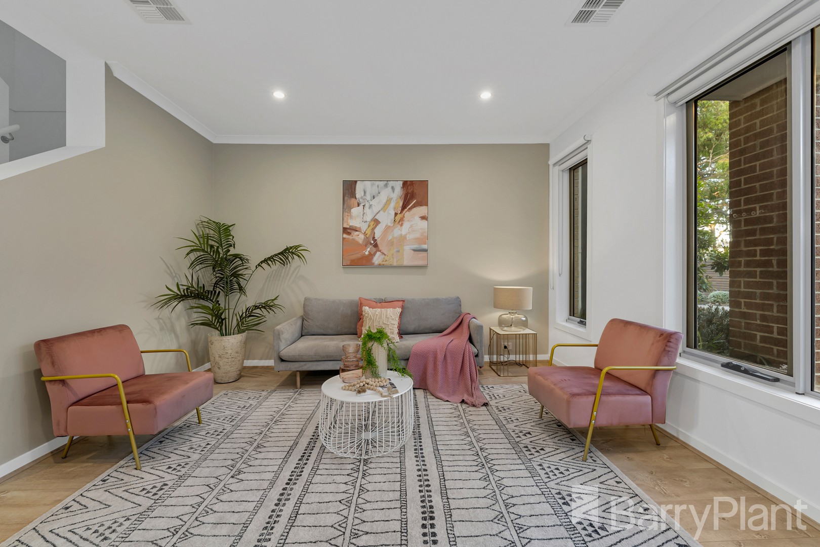 19 Baker Crescent, Heidelberg Heights, VIC 3081, Heidelberg Heights - Thumbnail 2