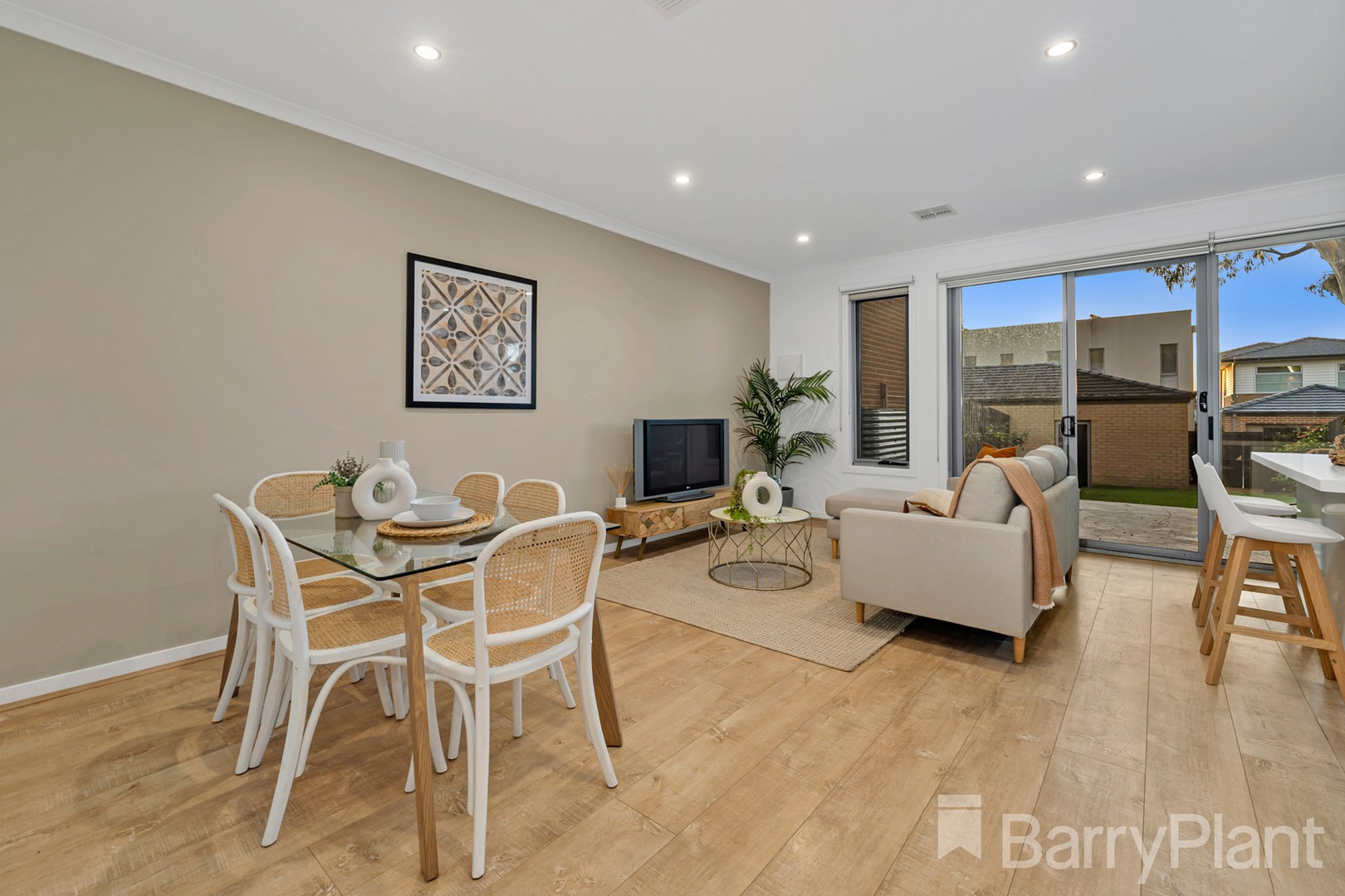 19 Baker Crescent, Heidelberg Heights, VIC 3081, Heidelberg Heights - Thumbnail 5