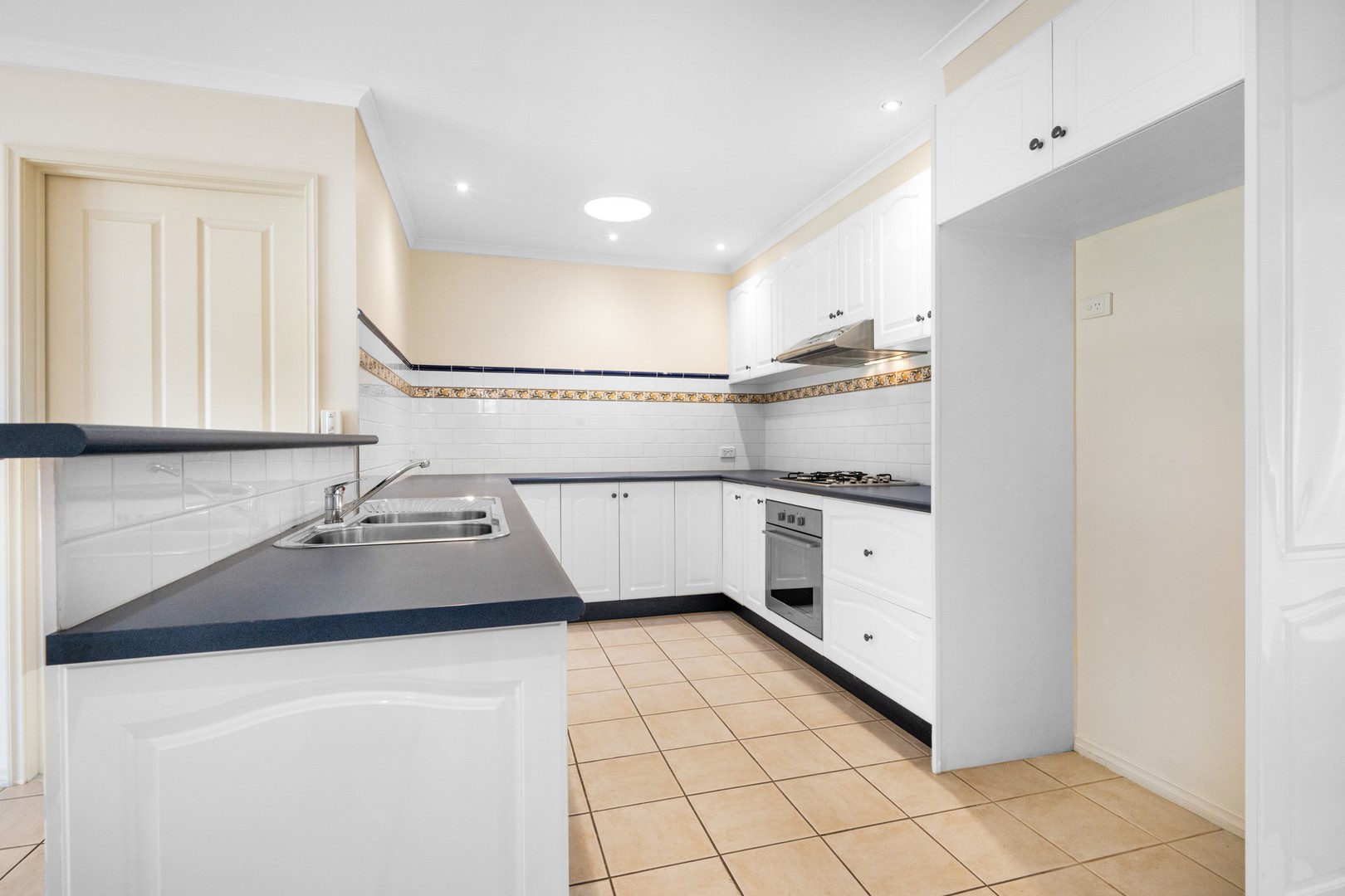 19 Bayfield Court, Newcomb, VIC 3219 - Thumbnail 2 - 12/08/2025