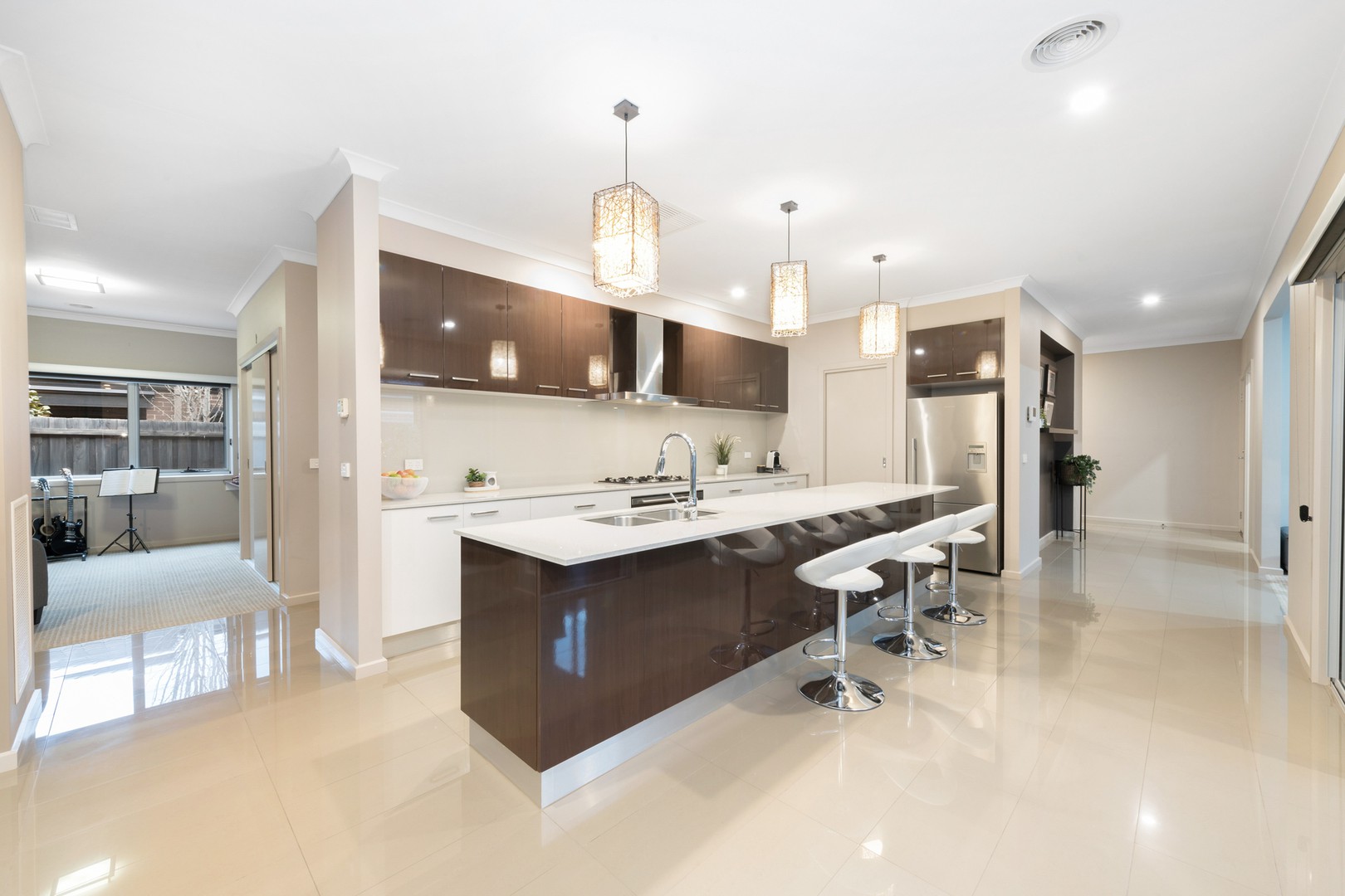 19 Birchgrove Way, Taylors Hill, VIC 3037, Taylors Hill - Thumbnail 3