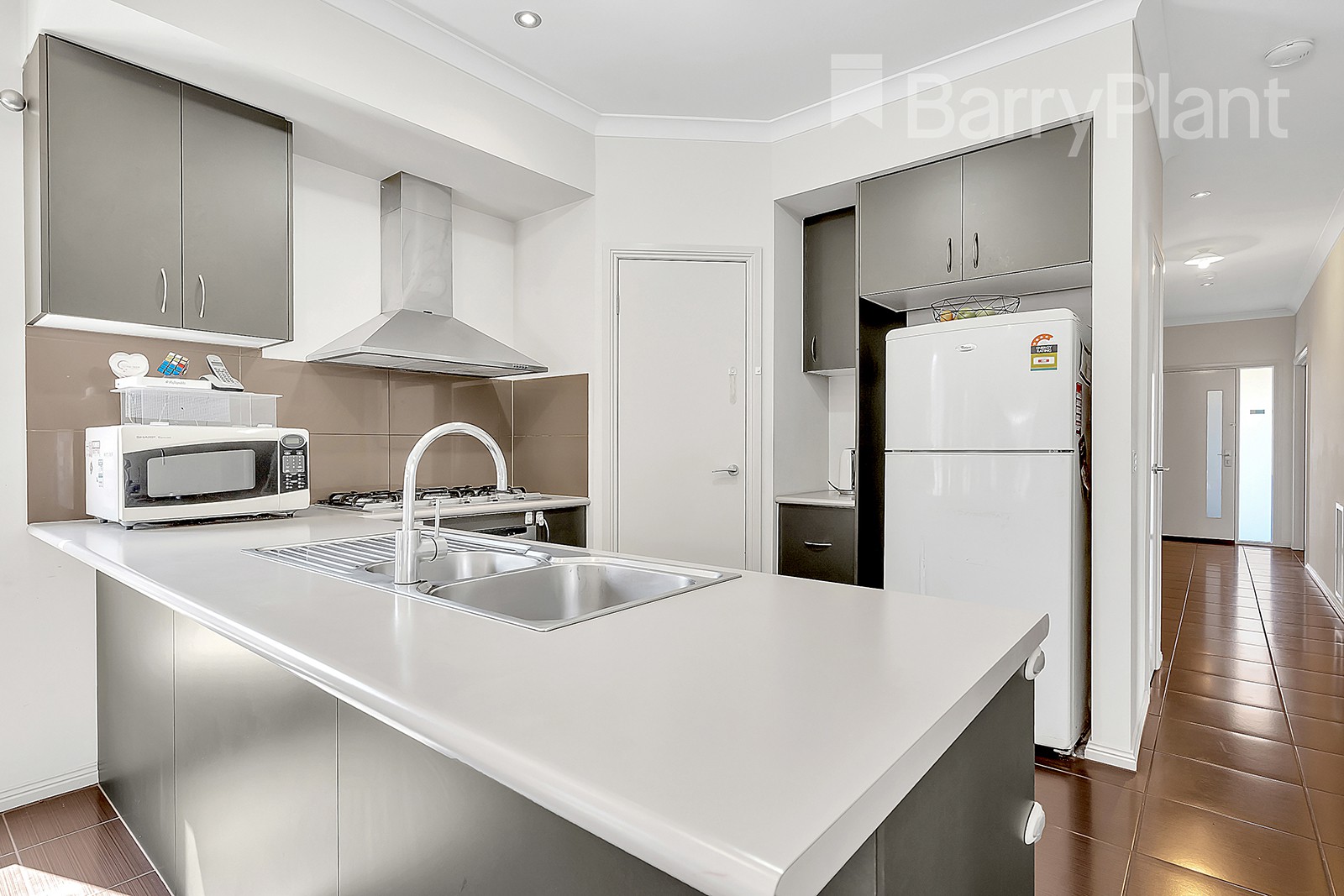 19 Bottlebrush Road, Craigieburn, VIC 3064, Craigieburn - Thumbnail 2