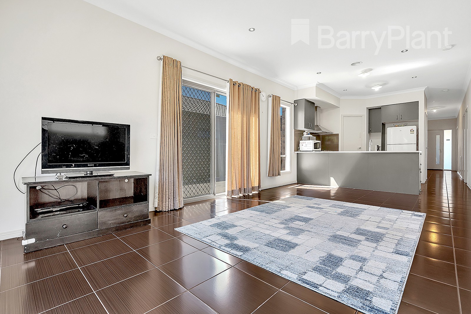 19 Bottlebrush Road, Craigieburn, VIC 3064, Craigieburn - Thumbnail 4