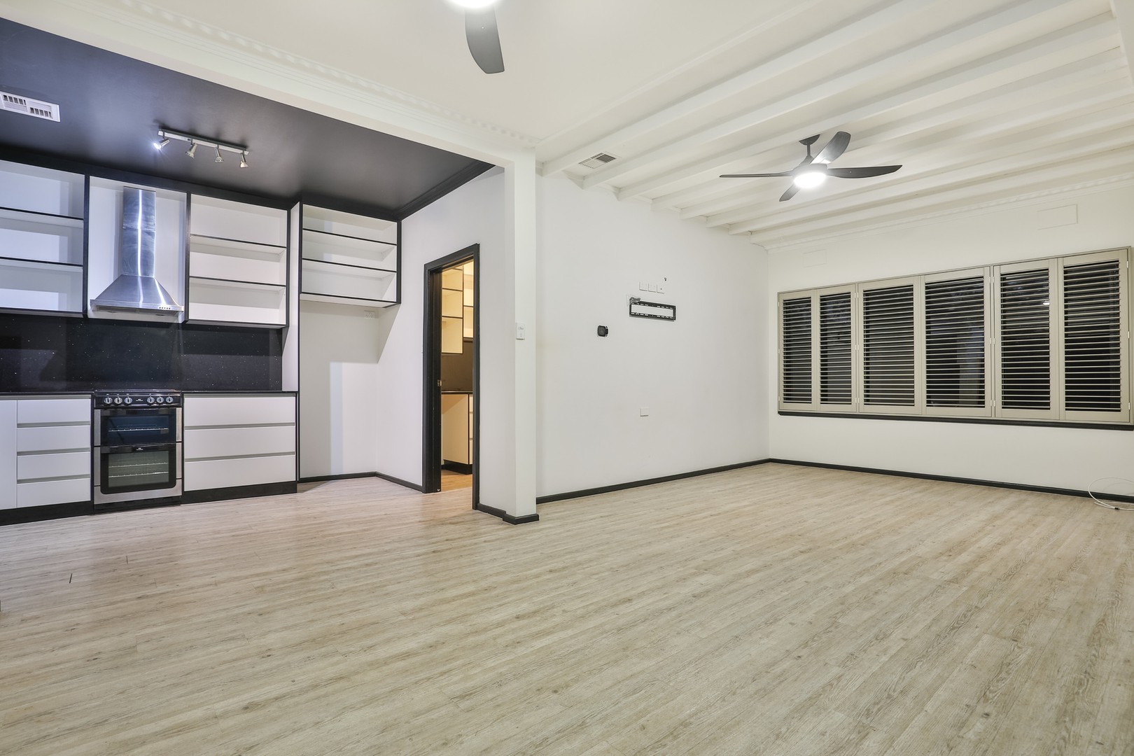 19 Bowen Crescent, Mildura, VIC 3500, Mildura - Thumbnail 2