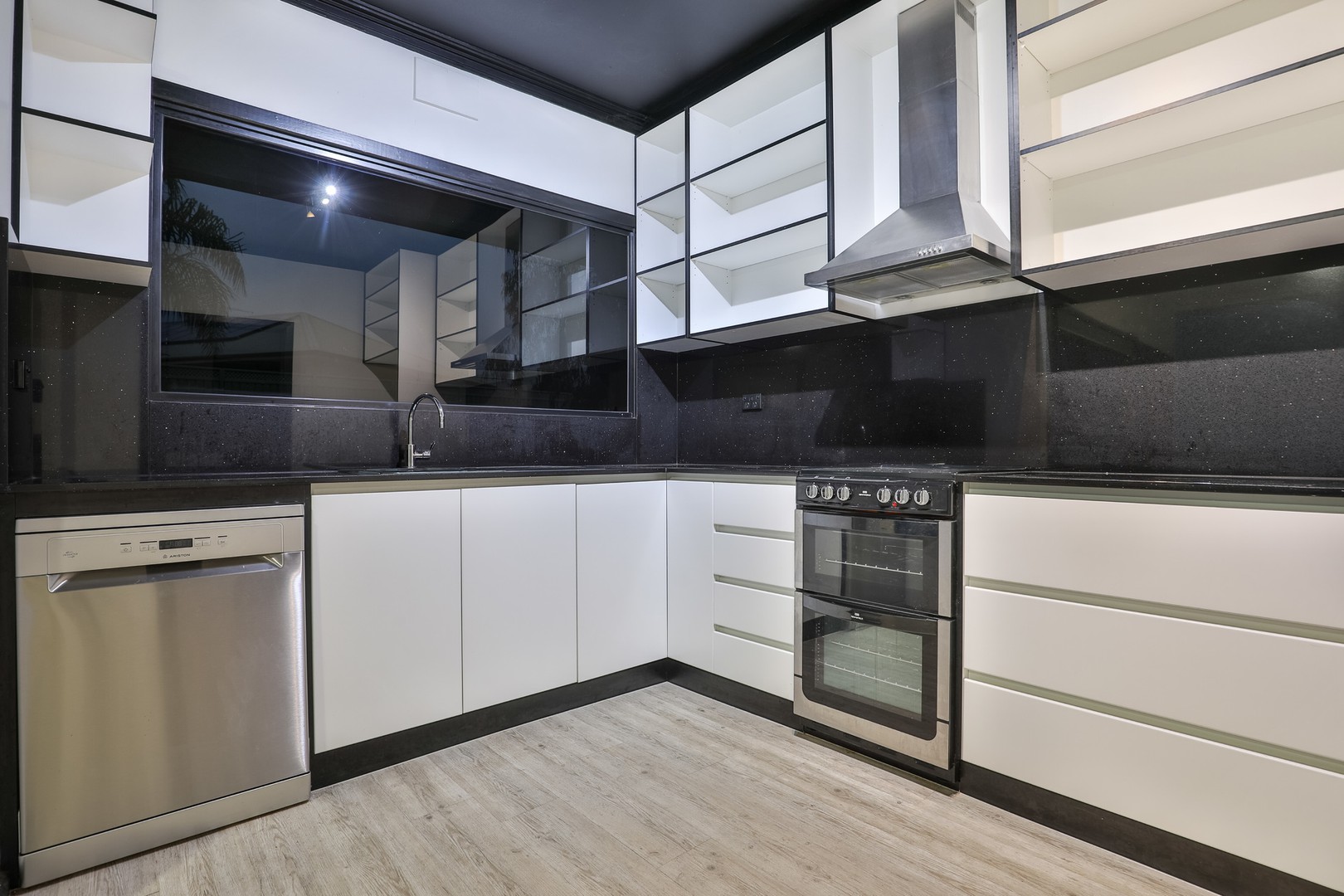 19 Bowen Crescent, Mildura, VIC 3500, Mildura - Thumbnail 4