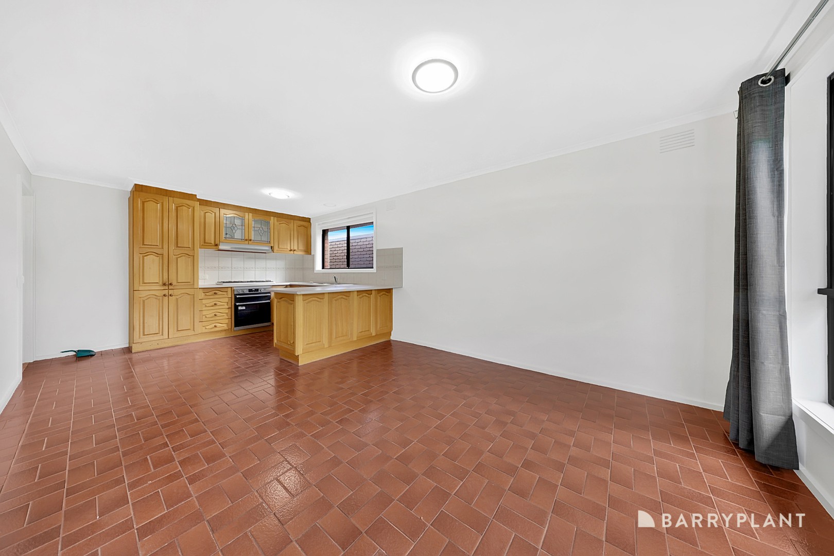 19 Boyle Crescent, Mill Park, VIC 3082, Mill Park - Thumbnail 4