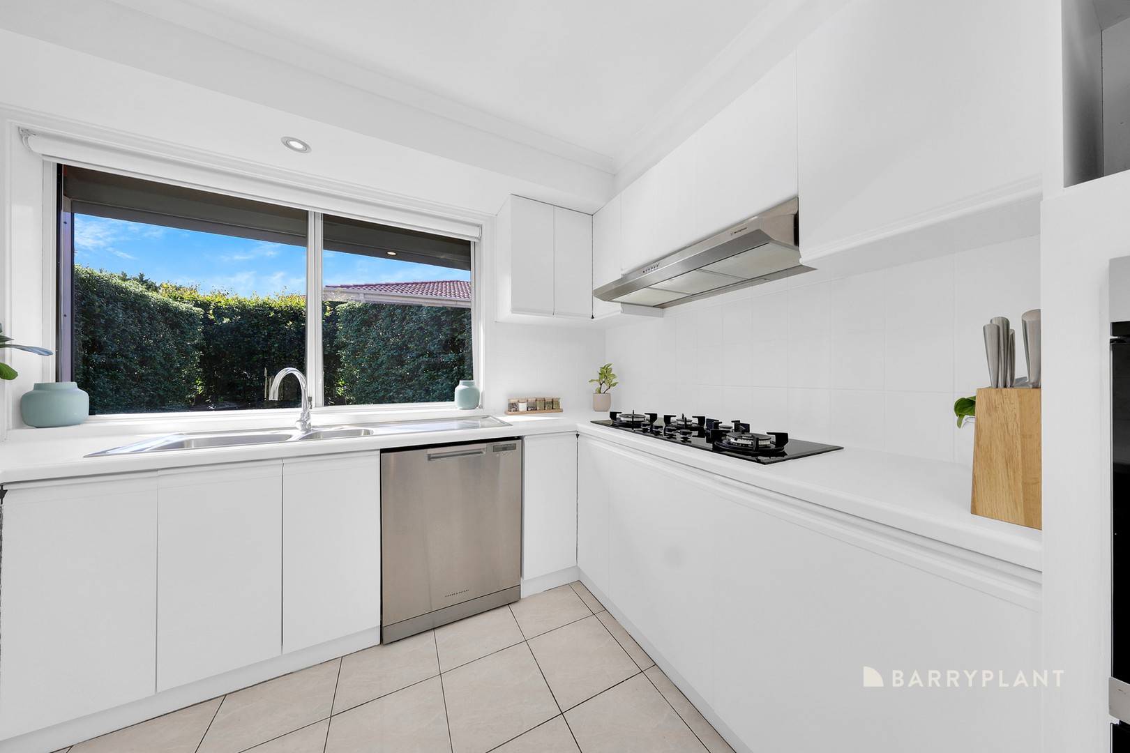 19 Bradley Drive, Mill Park, VIC 3082, Mill Park - Thumbnail 6