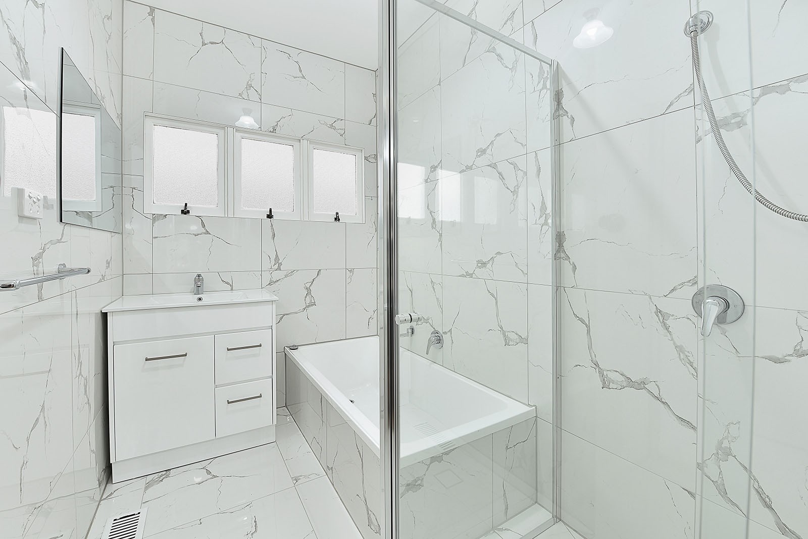 19 Buckley Street, Moonee Ponds, VIC 3039, Moonee Ponds - Thumbnail 4