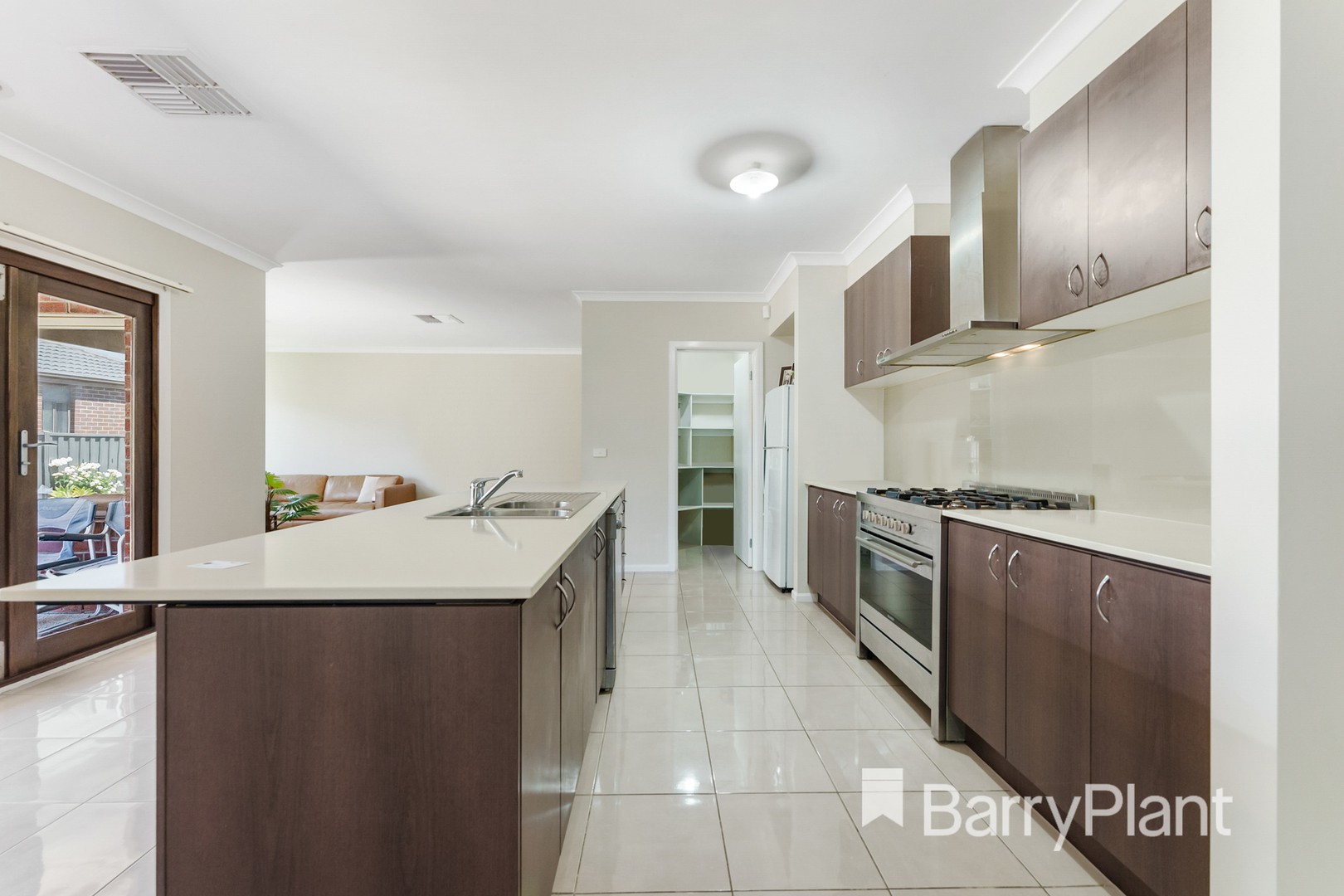 19 Bush Street, Manor Lakes, VIC 3024, Manor Lakes - Thumbnail 8