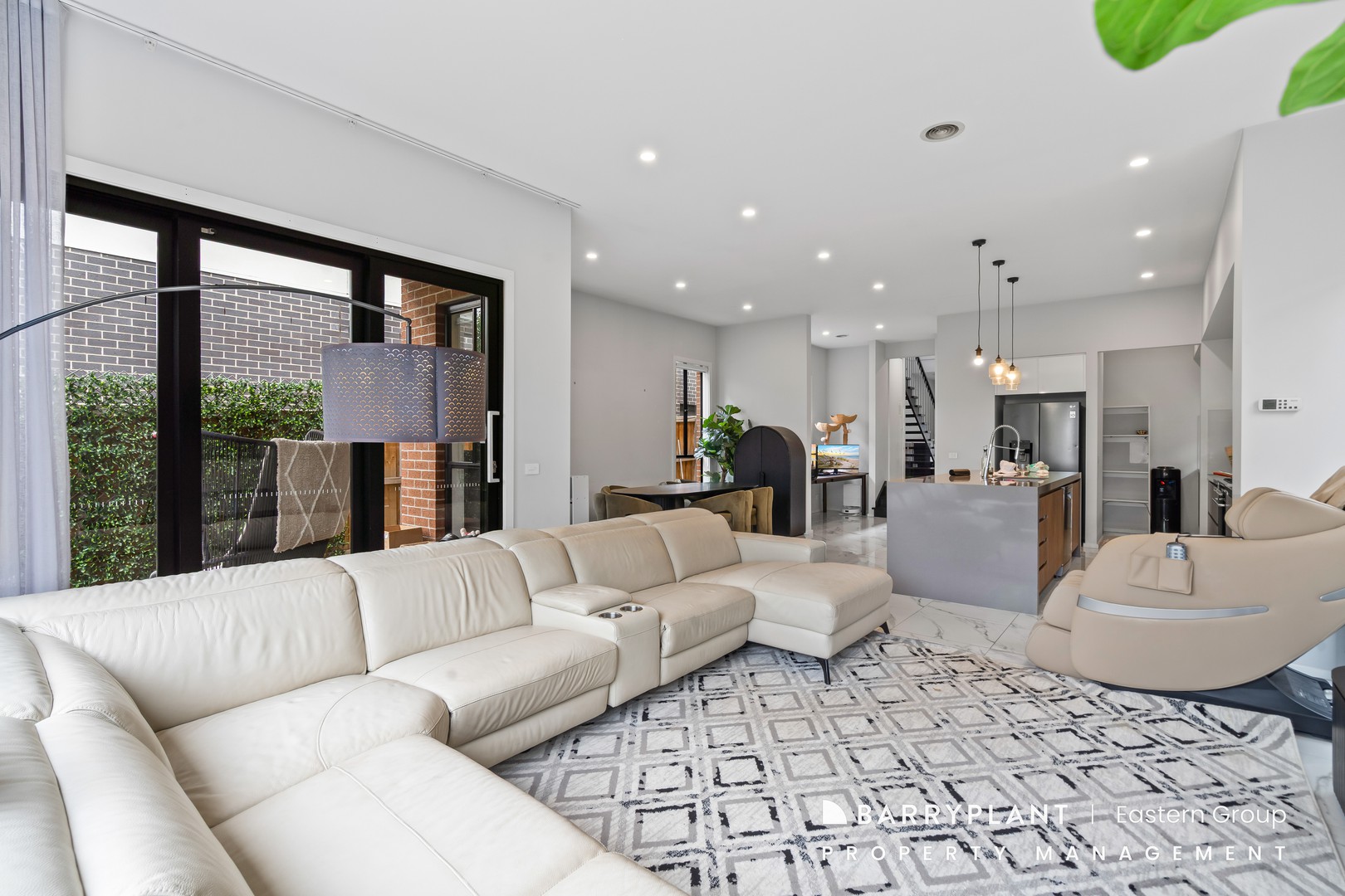 19 Caladenia Circuit, Doncaster, VIC 3108, Doncaster - Thumbnail 5