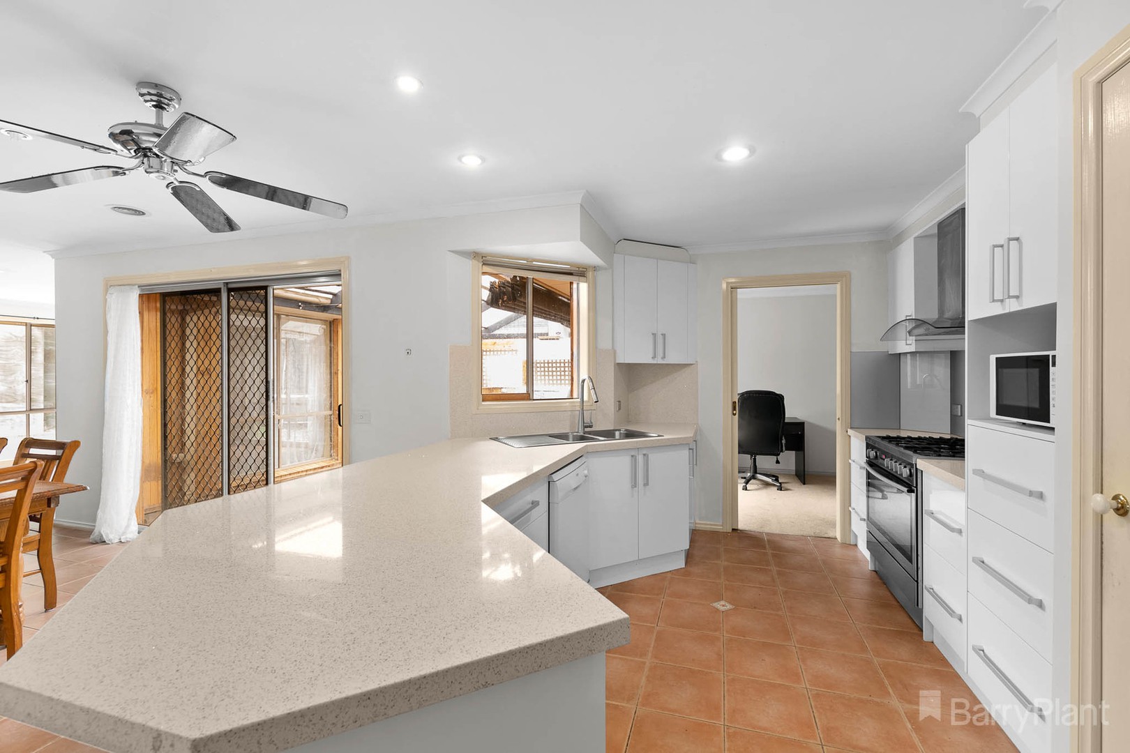 19 Callistemon Crescent, Narre Warren, VIC 3805, Narre Warren - Thumbnail 3