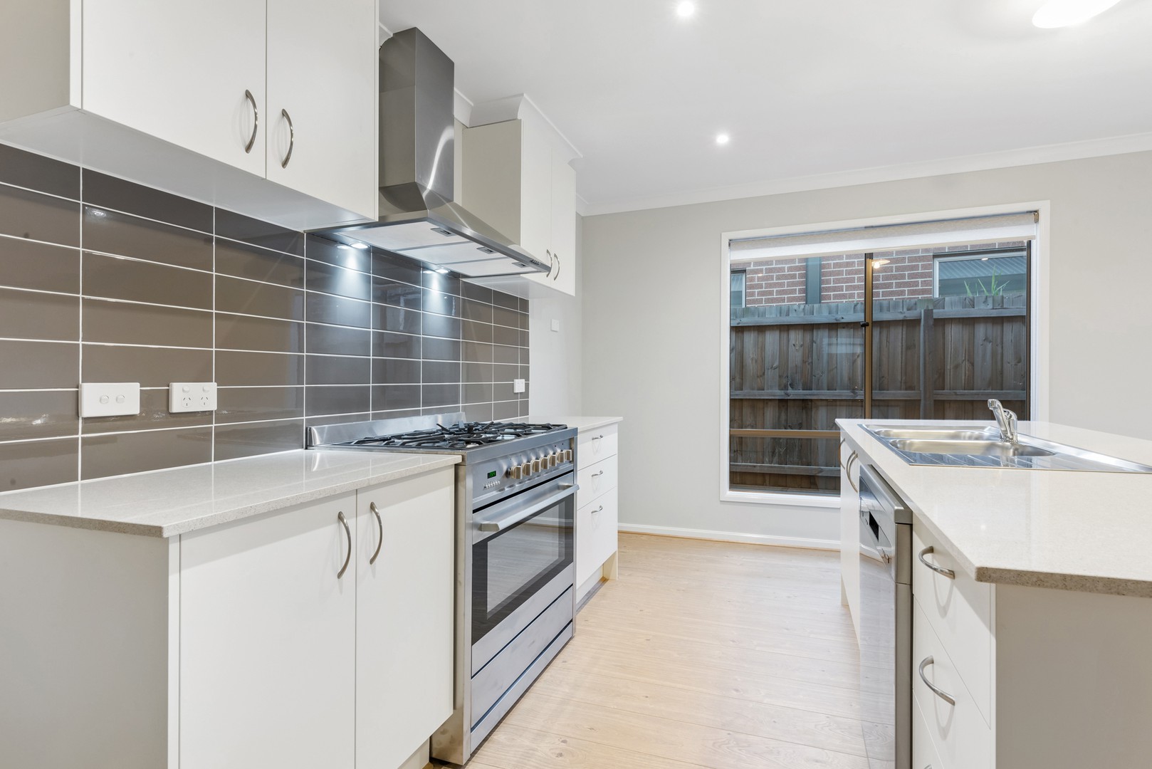 19 Canoe Street, Armstrong Creek, VIC 3217, Armstrong Creek - Thumbnail 2