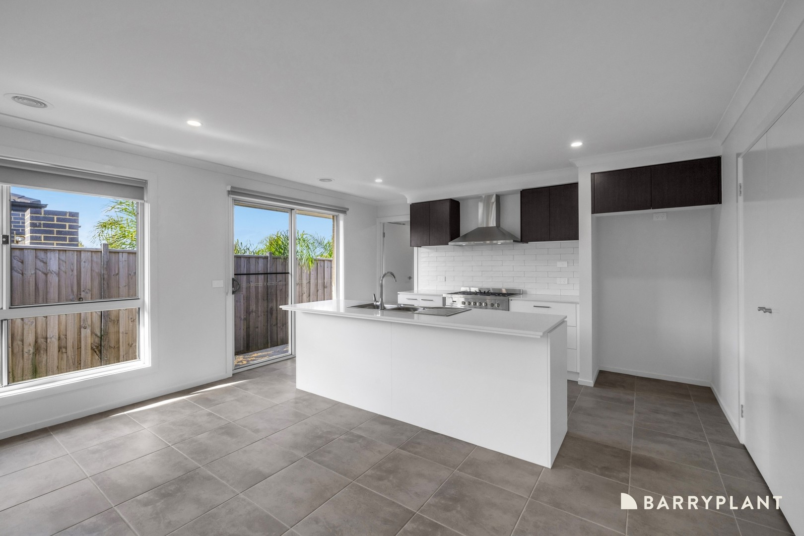 19 Carisbrooke Drive, Warragul, VIC 3820 - Thumbnail 1 - 28/05/2026