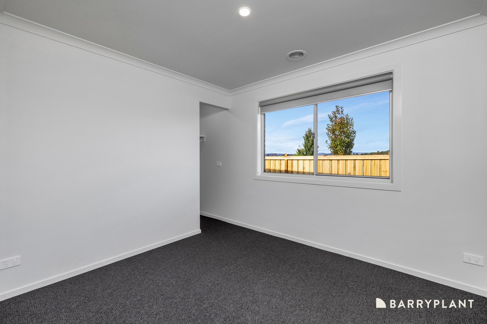 19 Carisbrooke Drive, Warragul, VIC 3820, Warragul - Thumbnail 6