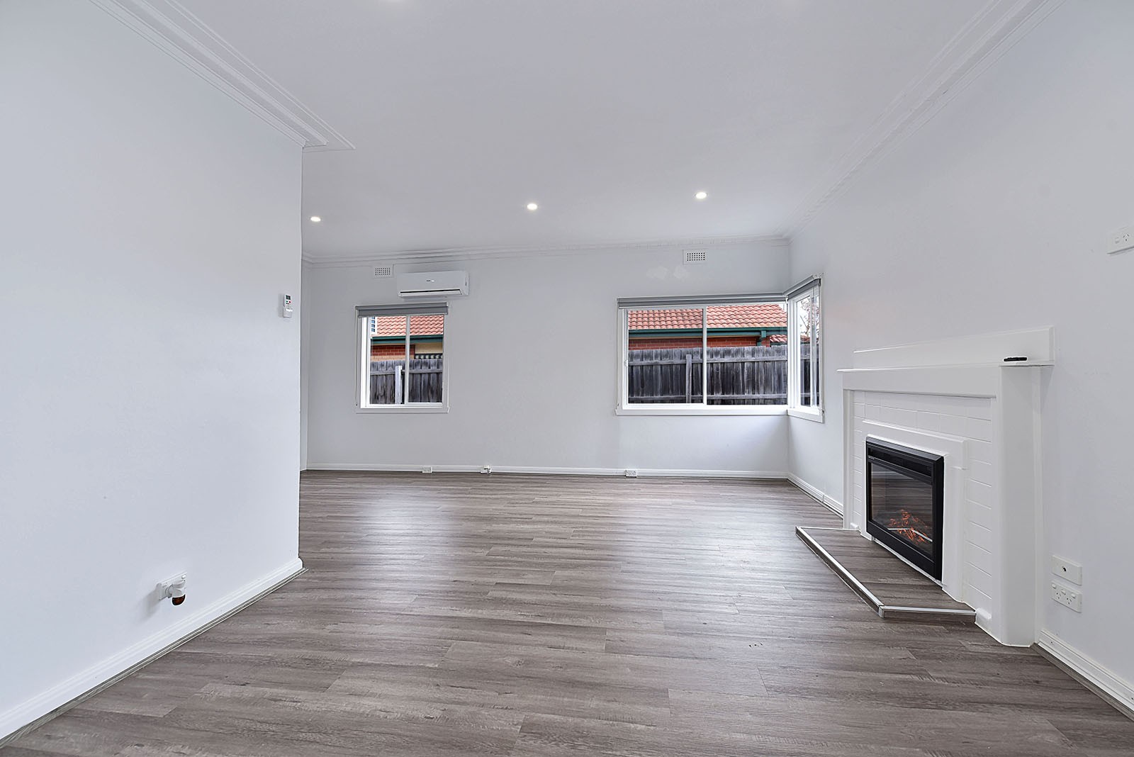 19 Carrington Road, Niddrie, VIC 3042 - Thumbnail 1 - 07/07/2023