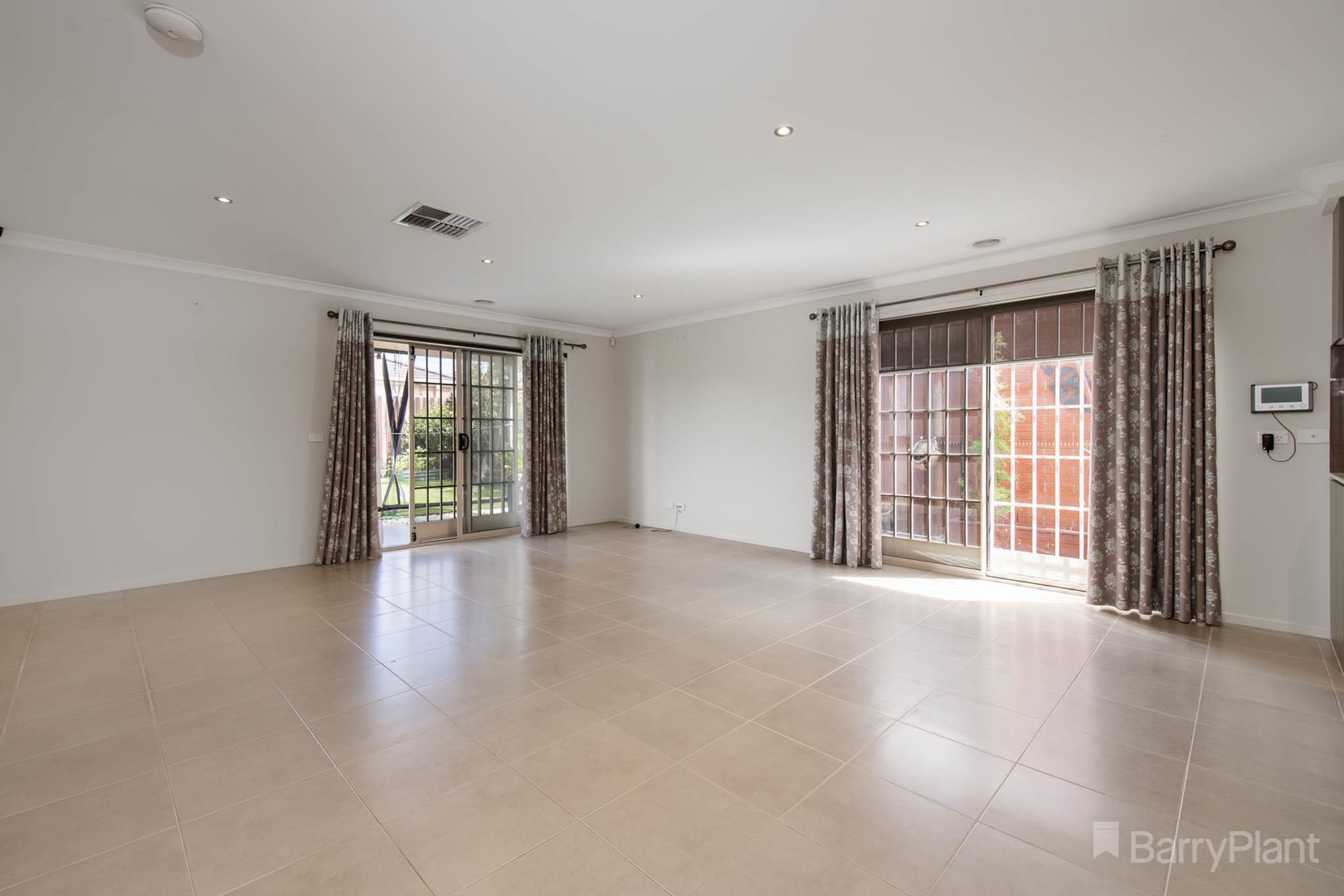 19 Celestine Drive, Officer, VIC 3809, Officer - Thumbnail 3