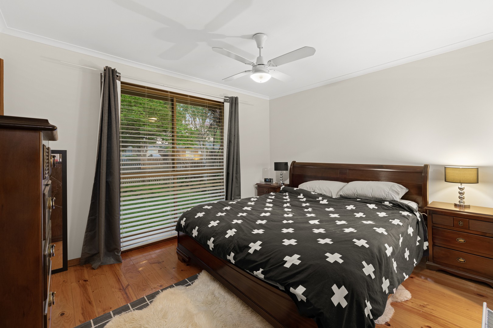 19 Chirnside Road, Berwick, VIC 3806, Berwick - Thumbnail 2