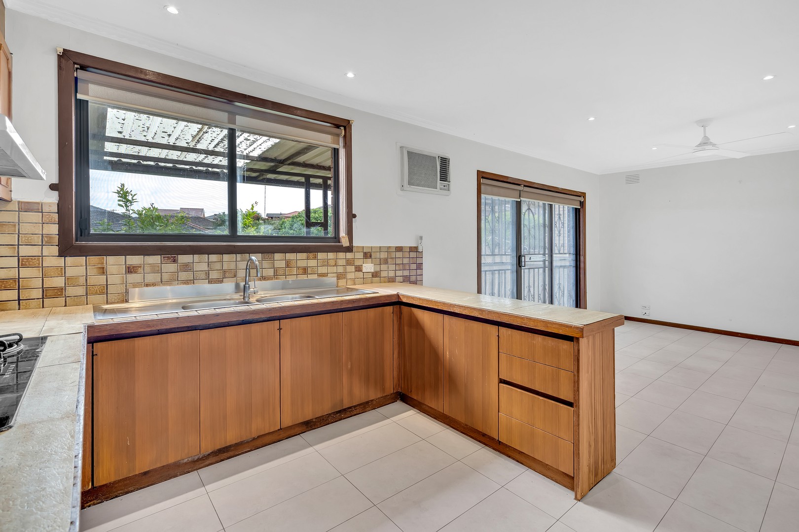19 Clough Parade, Reservoir, VIC 3073, Reservoir - Thumbnail 5