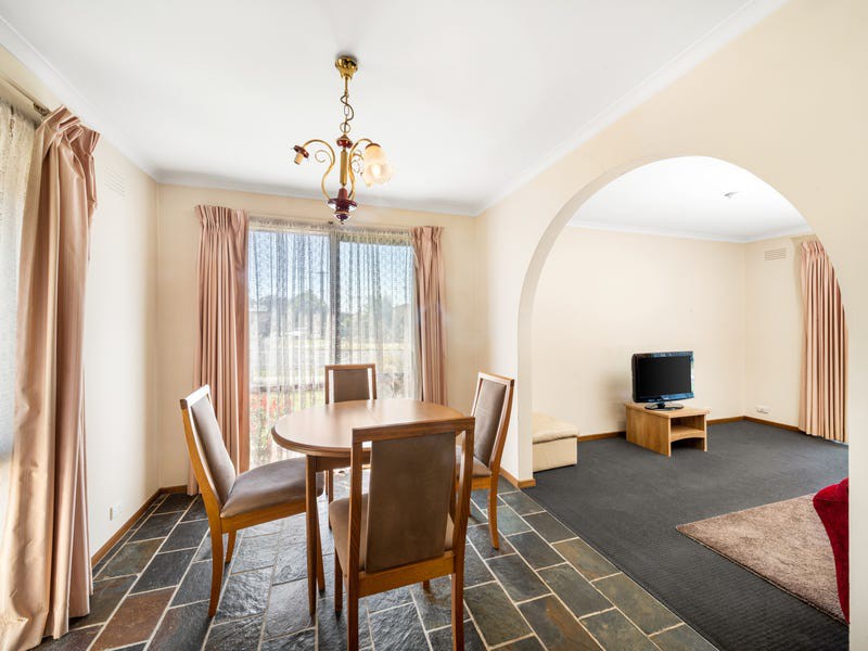 19 Cloverdale Drive, Corio, VIC 3214, Corio - Thumbnail 4