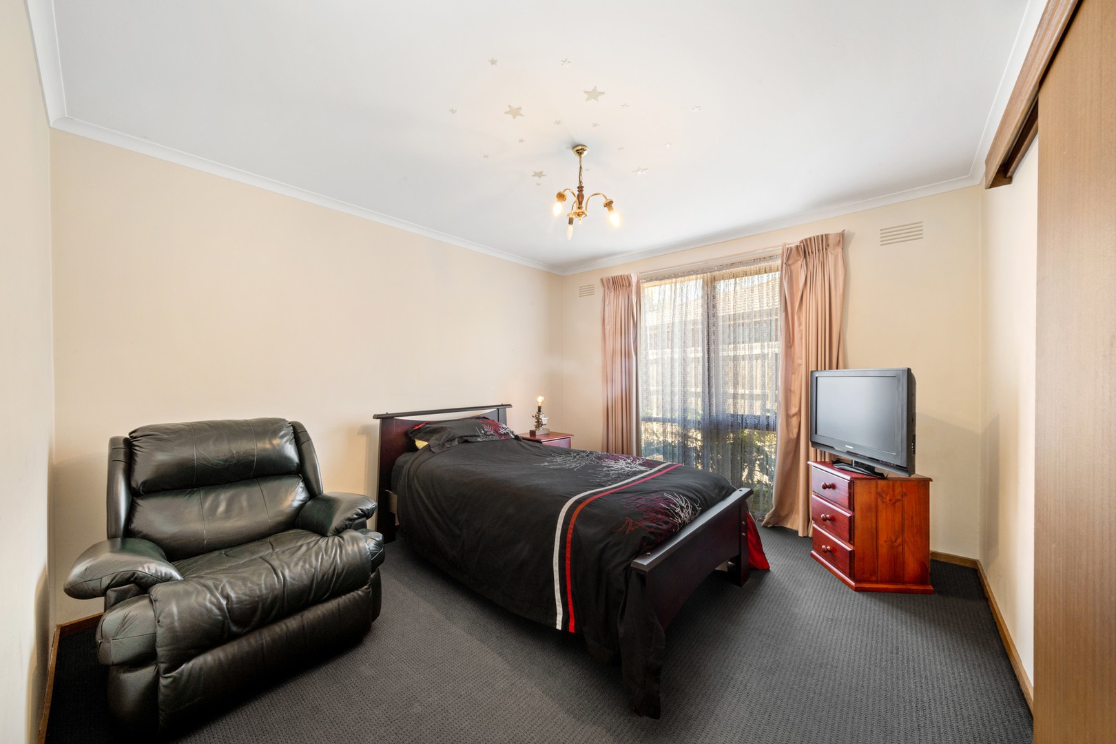 19 Cloverdale Drive, Corio, VIC 3214, Corio - Thumbnail 5
