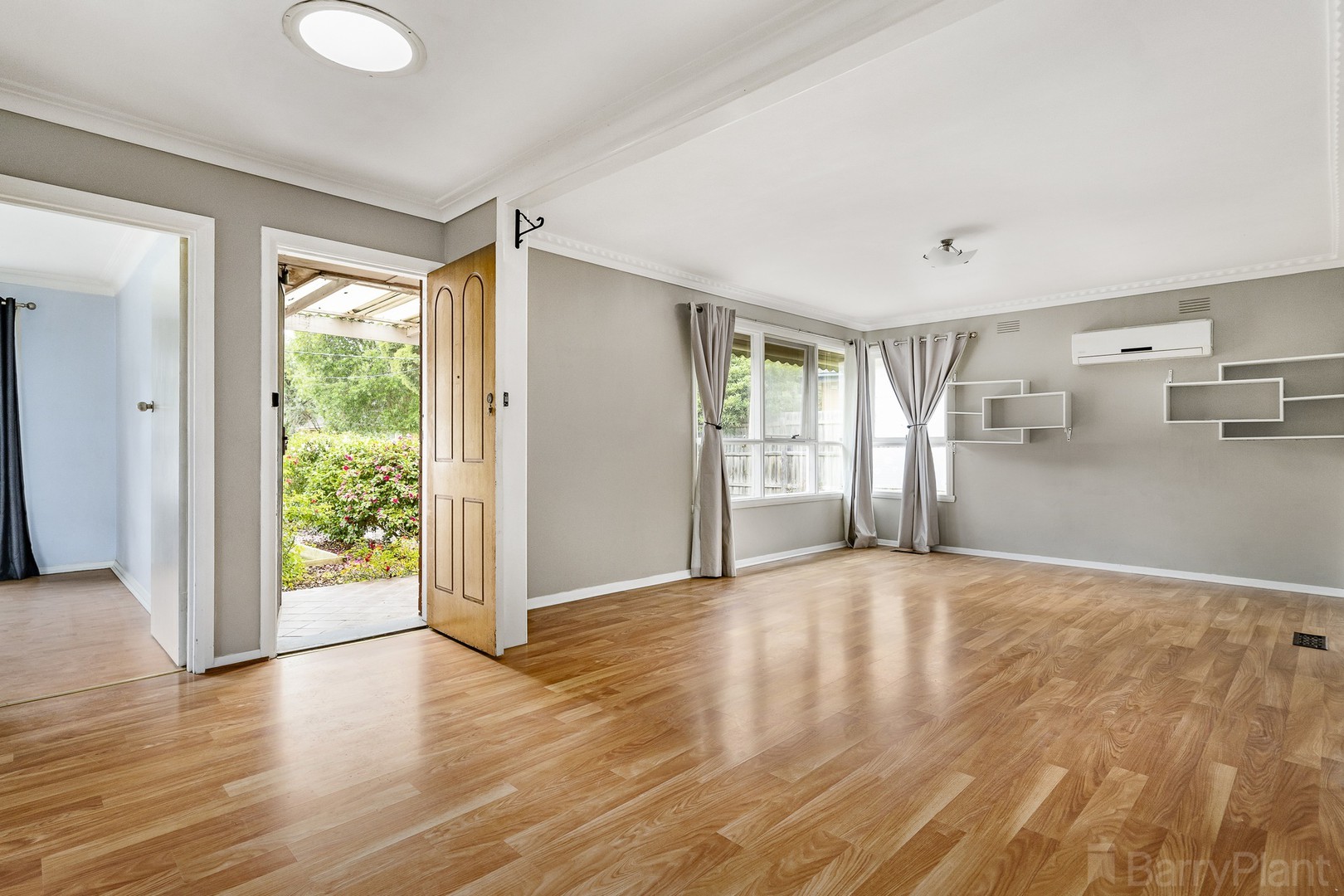 19 Clow Avenue, Upper Ferntree Gully, VIC 3156, Upper Ferntree Gully - Thumbnail 2